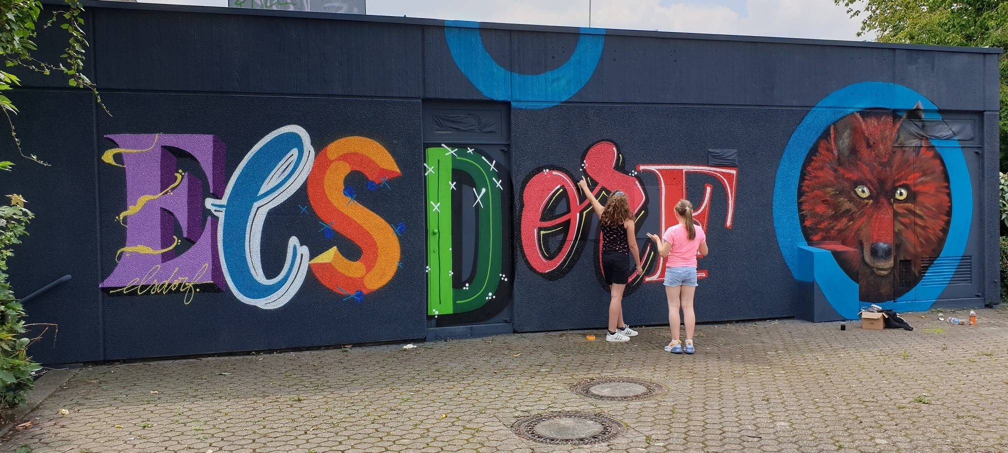 Elsdorf: Graffiti-Aktion an der Dreifach-Turnhalle