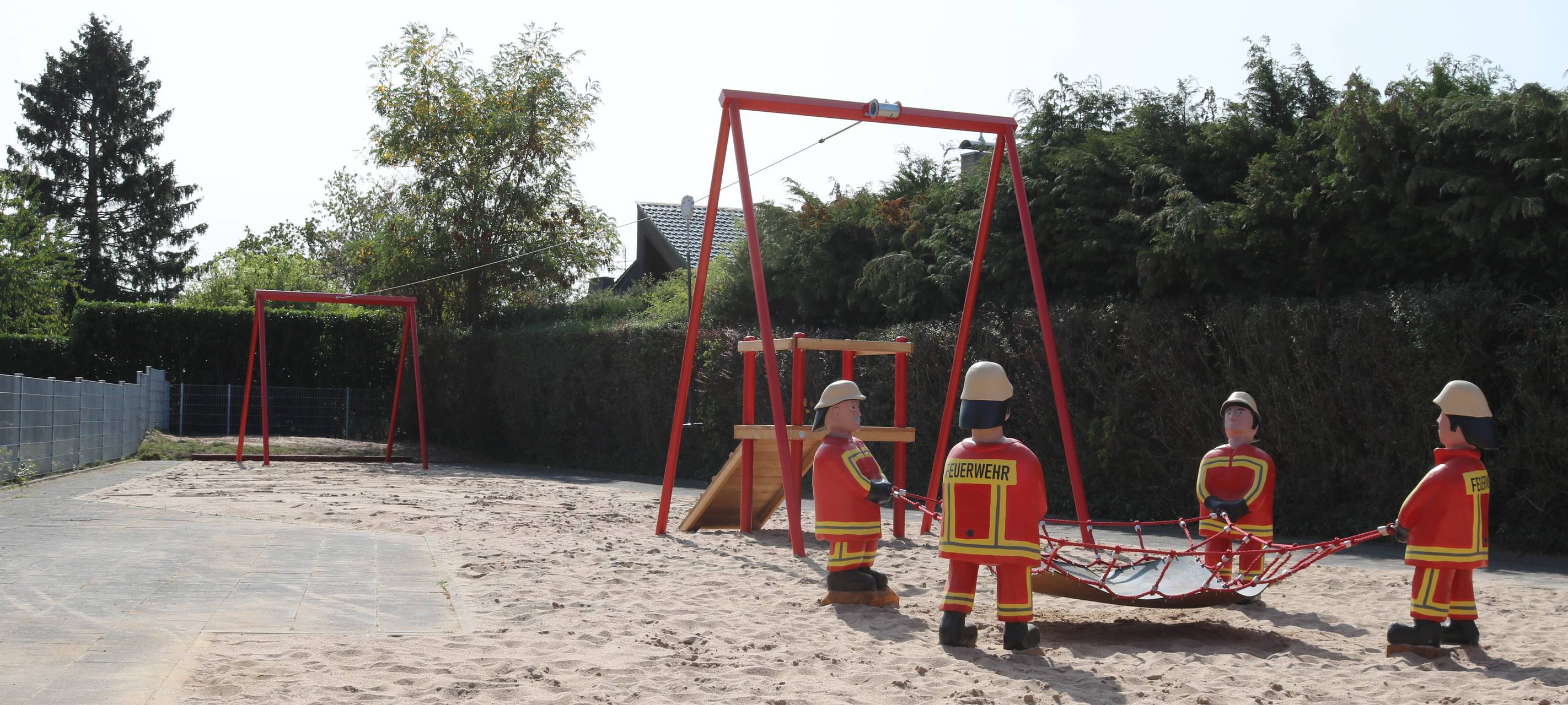 Wesseling: Neuer Feuerwehrspielplatz eröffnet