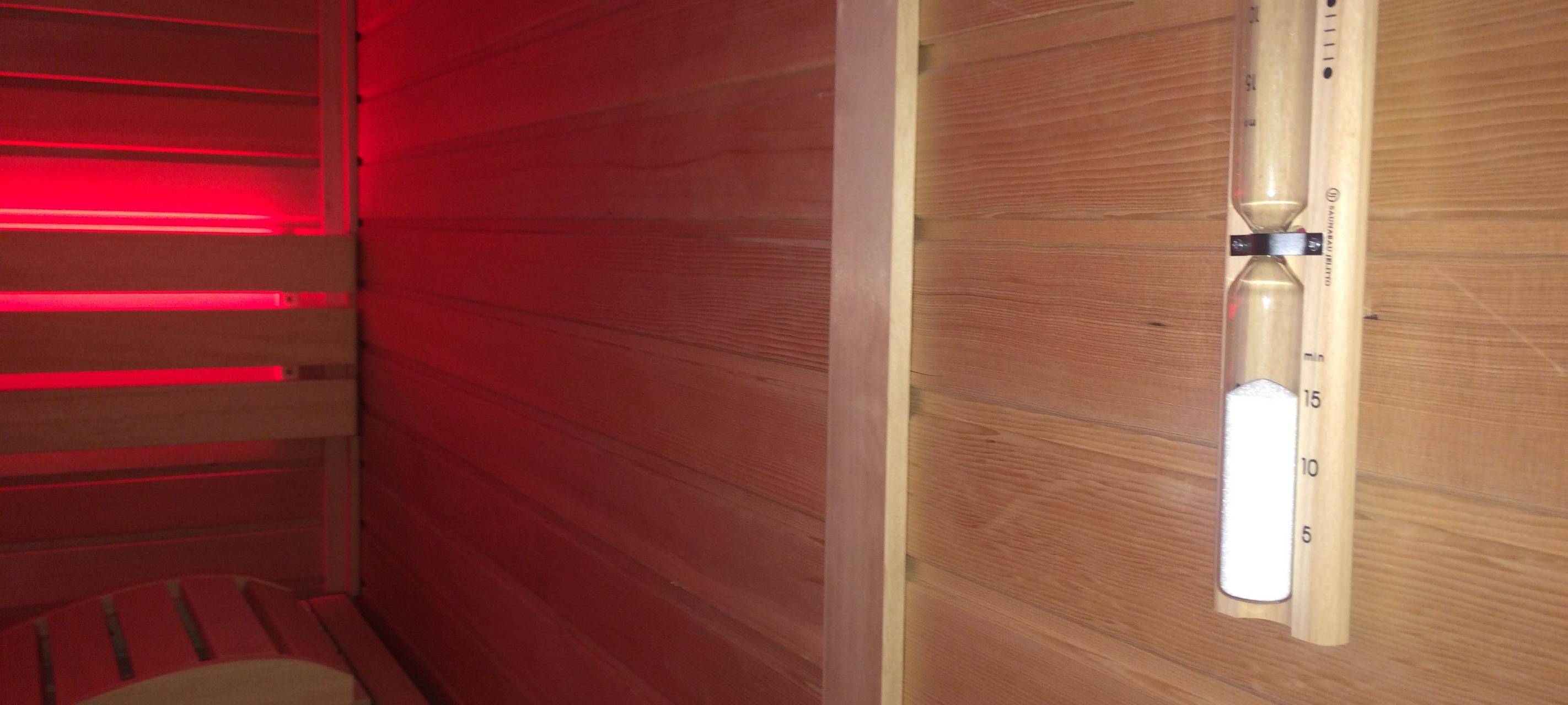 Sauna in Frechen brennt ab