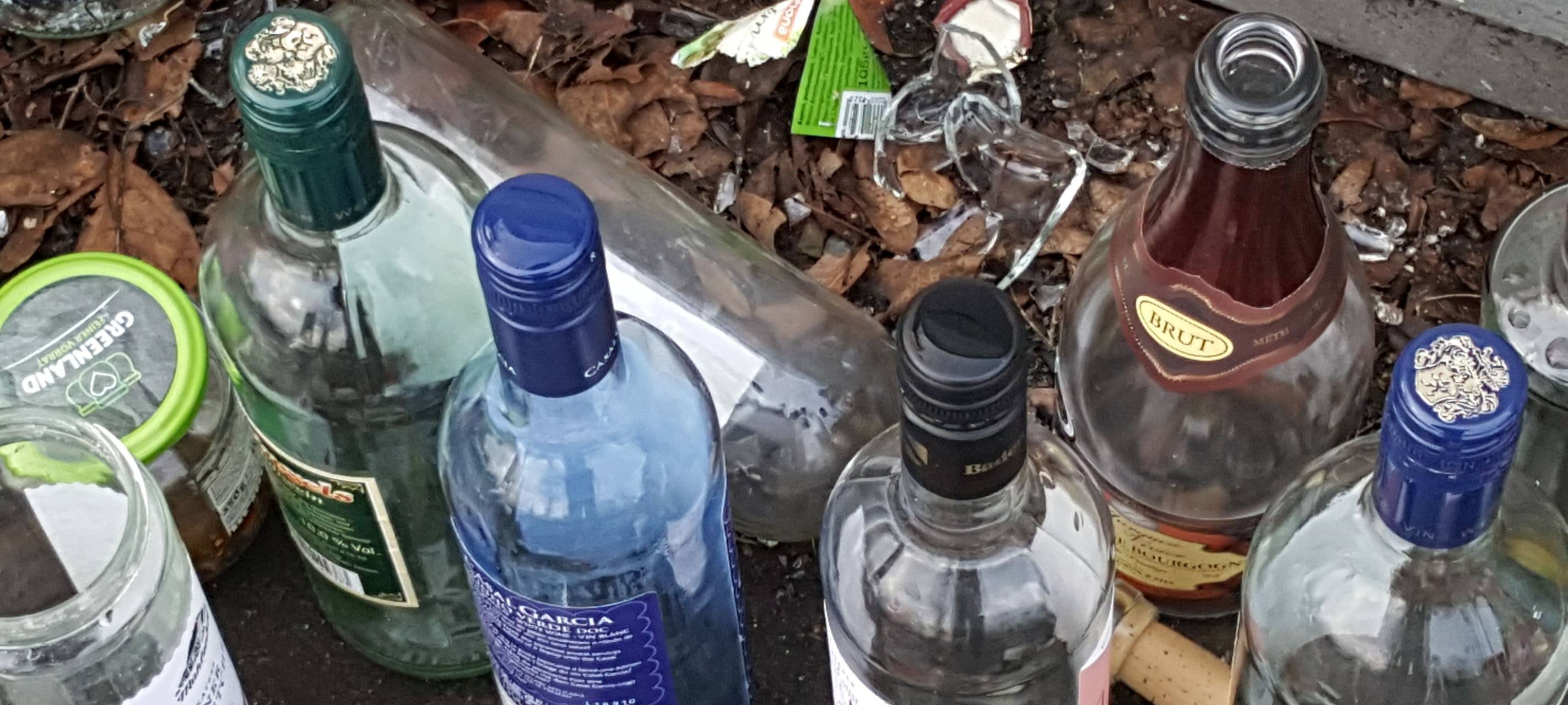 Köln: Minderjährige kommen leicht an Alkohol und Co.