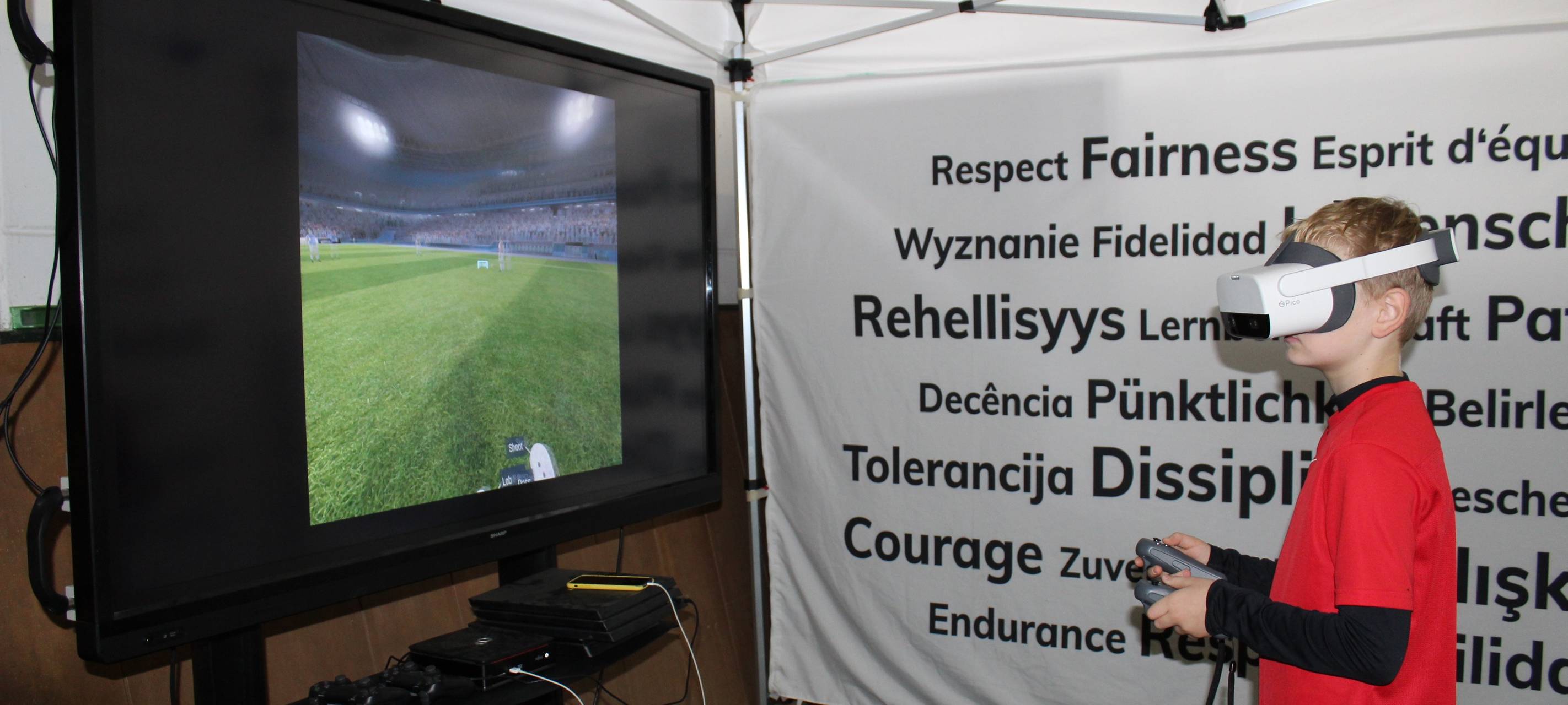Elsdorf: Fußball-Training mit VR-Brille