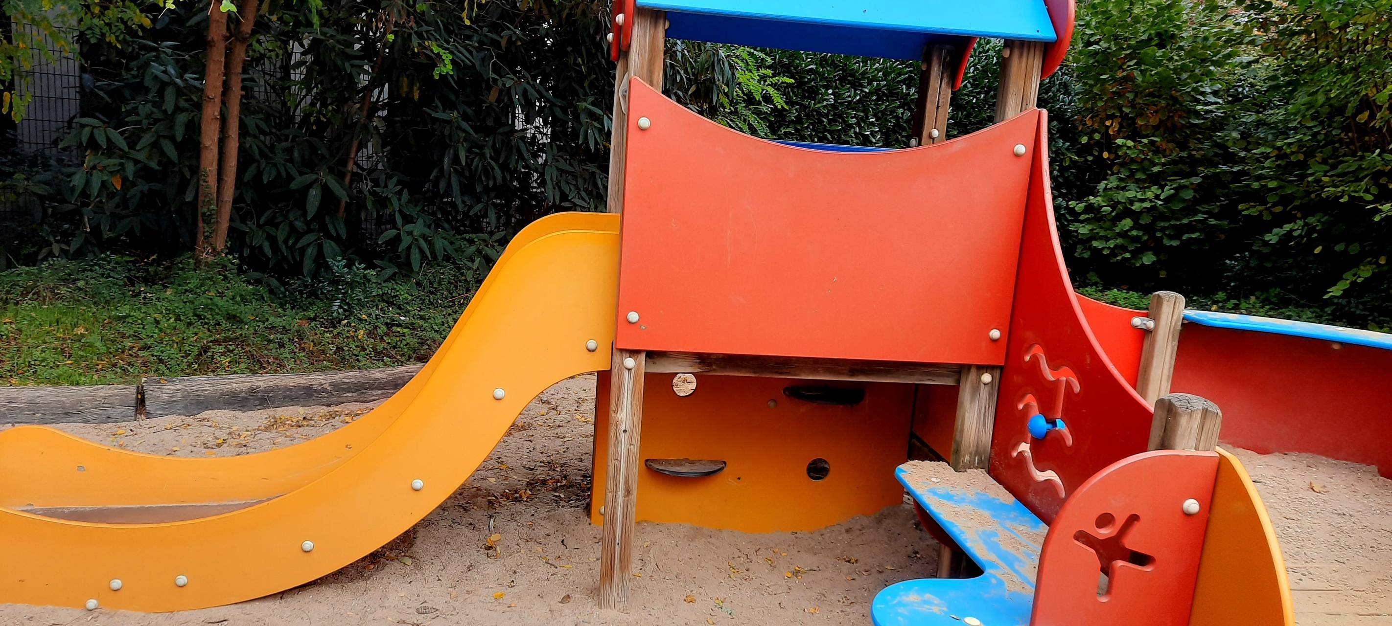 Rhein-Erft: Vandalismus auf Spielplätzen