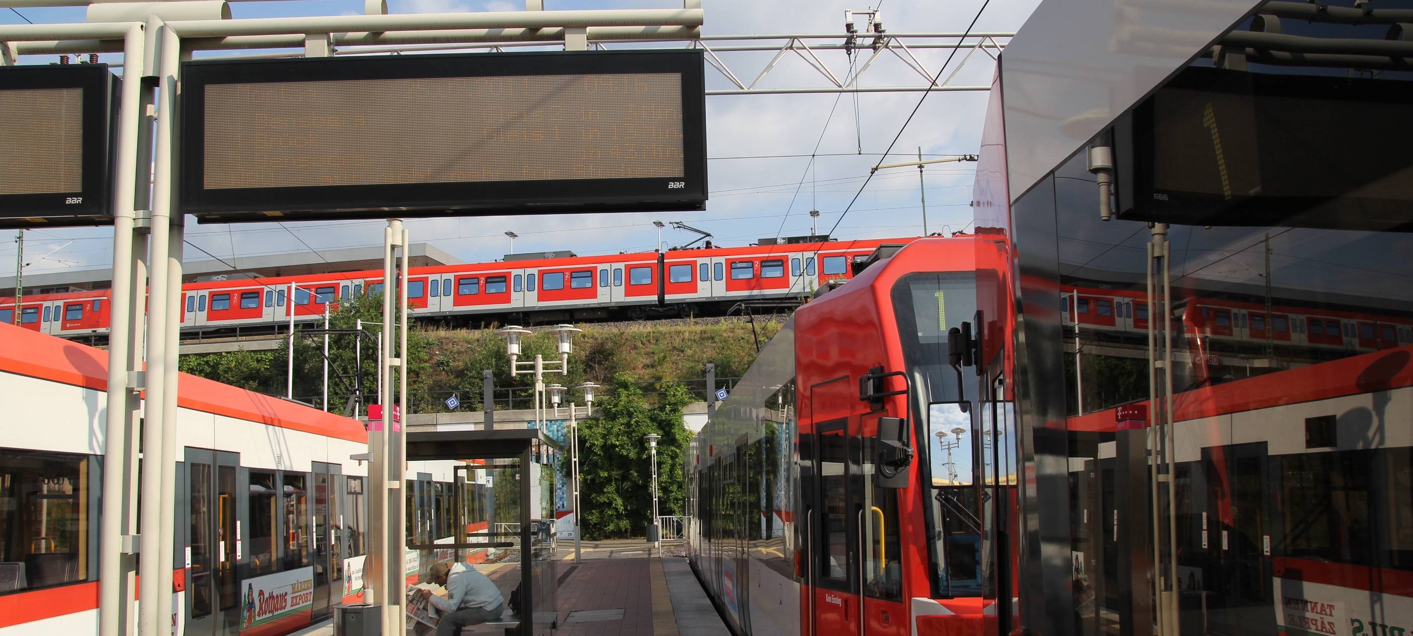 Baumaßnahme auf Straßenbahnlinie 1: Busse statt Bahnen