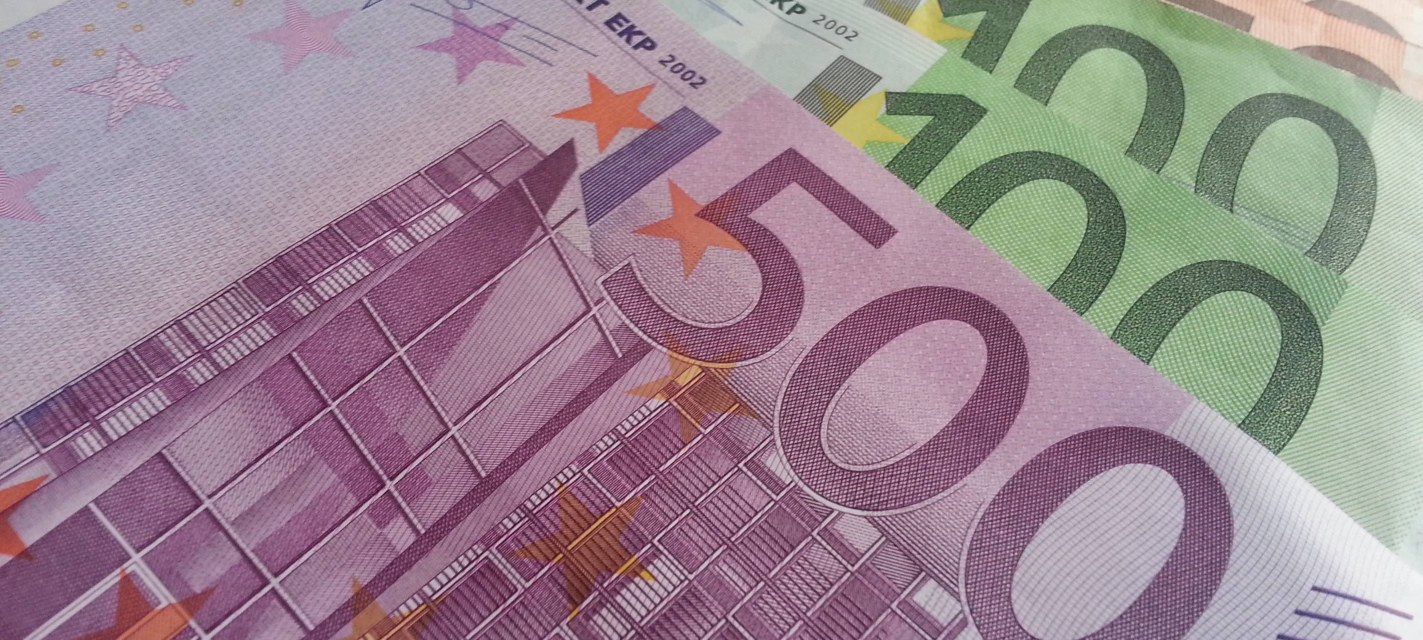 Soforthilfe-Anträge: Hilfe auch am Wochenende