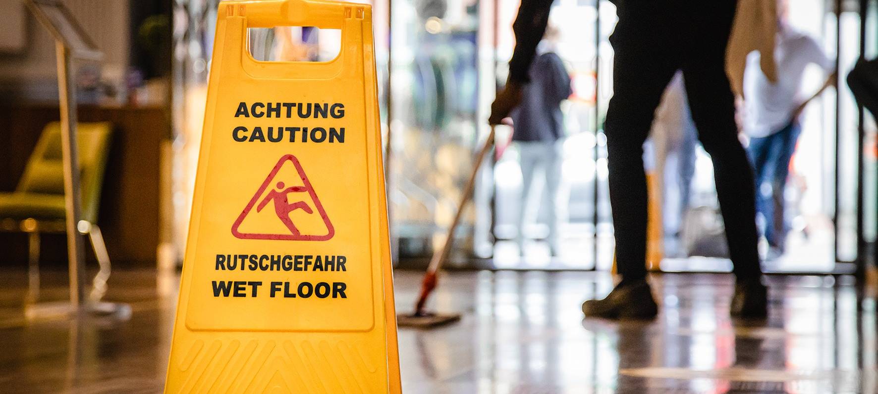 Rhein-Erft: Mehr Geld für die 4.500 Gebäude-Reiniger
