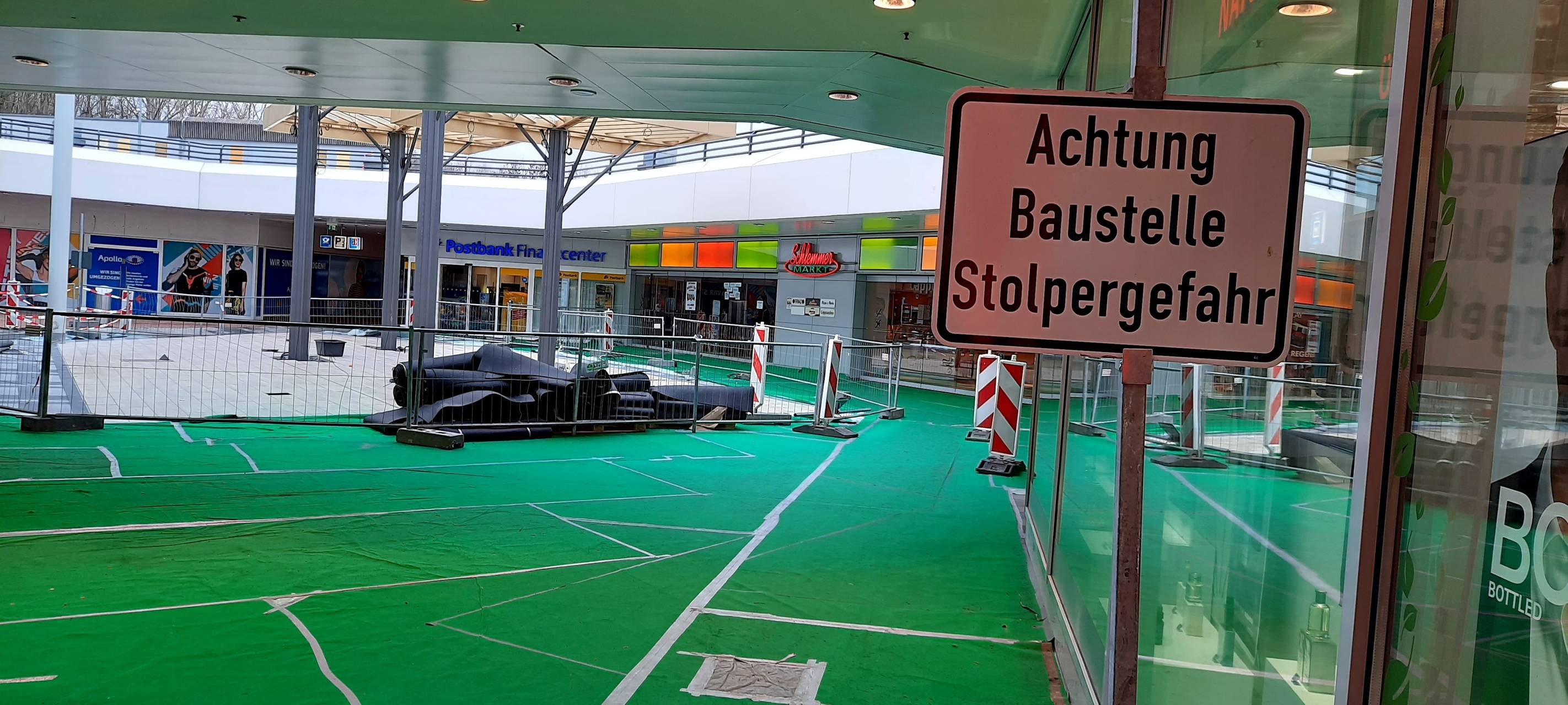Hürth: Umbau des Einkaufzentrums läuft