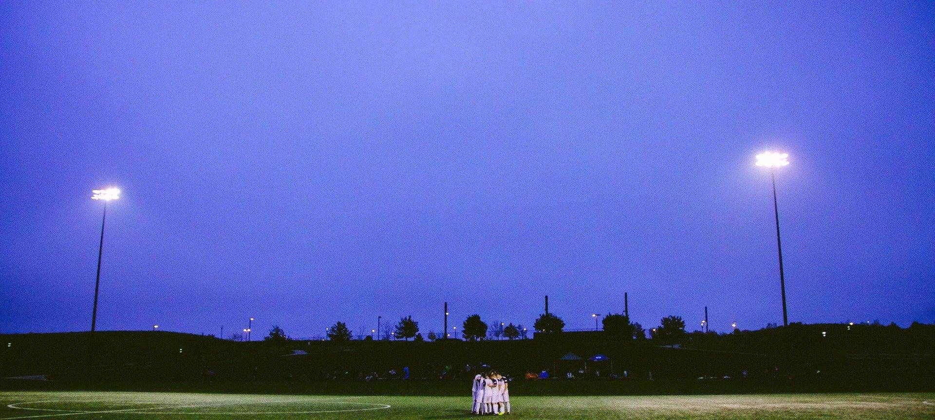 Brühl: LED- statt Halogen-Flutlicht an den Sportplätzen