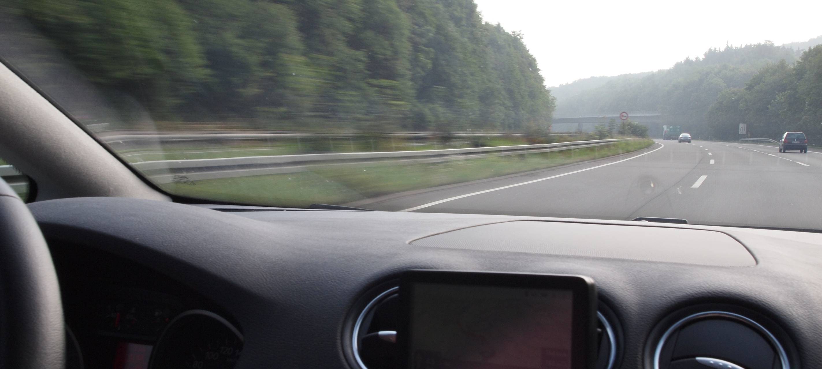 Rhein-Erft: Markierungsarbeiten auf der A61