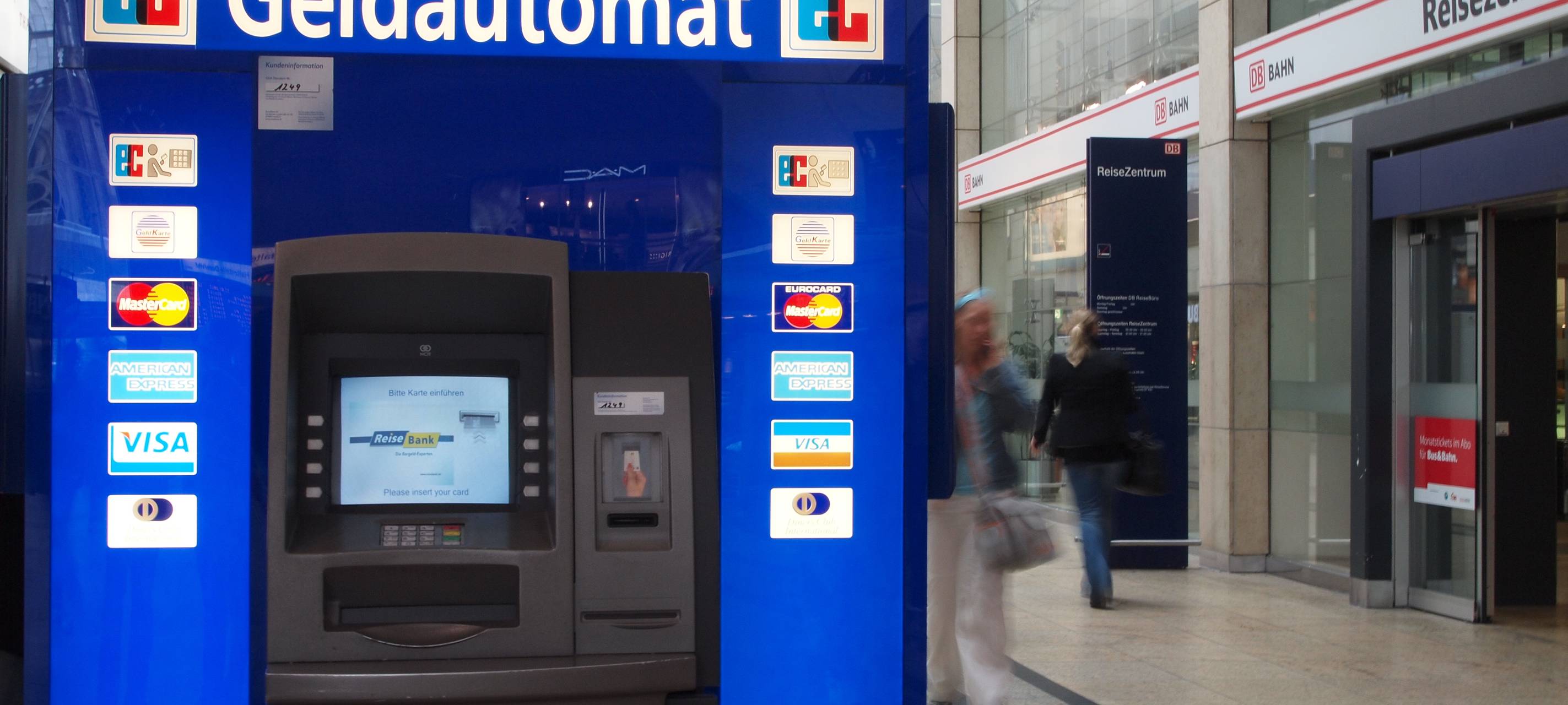 Erftstadt: Geldautomat gesprengt