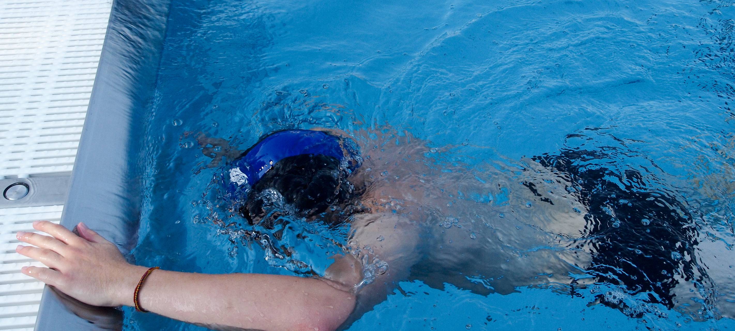 Wesseling: Schulschwimmbad für Frühschwimmer geöffnet