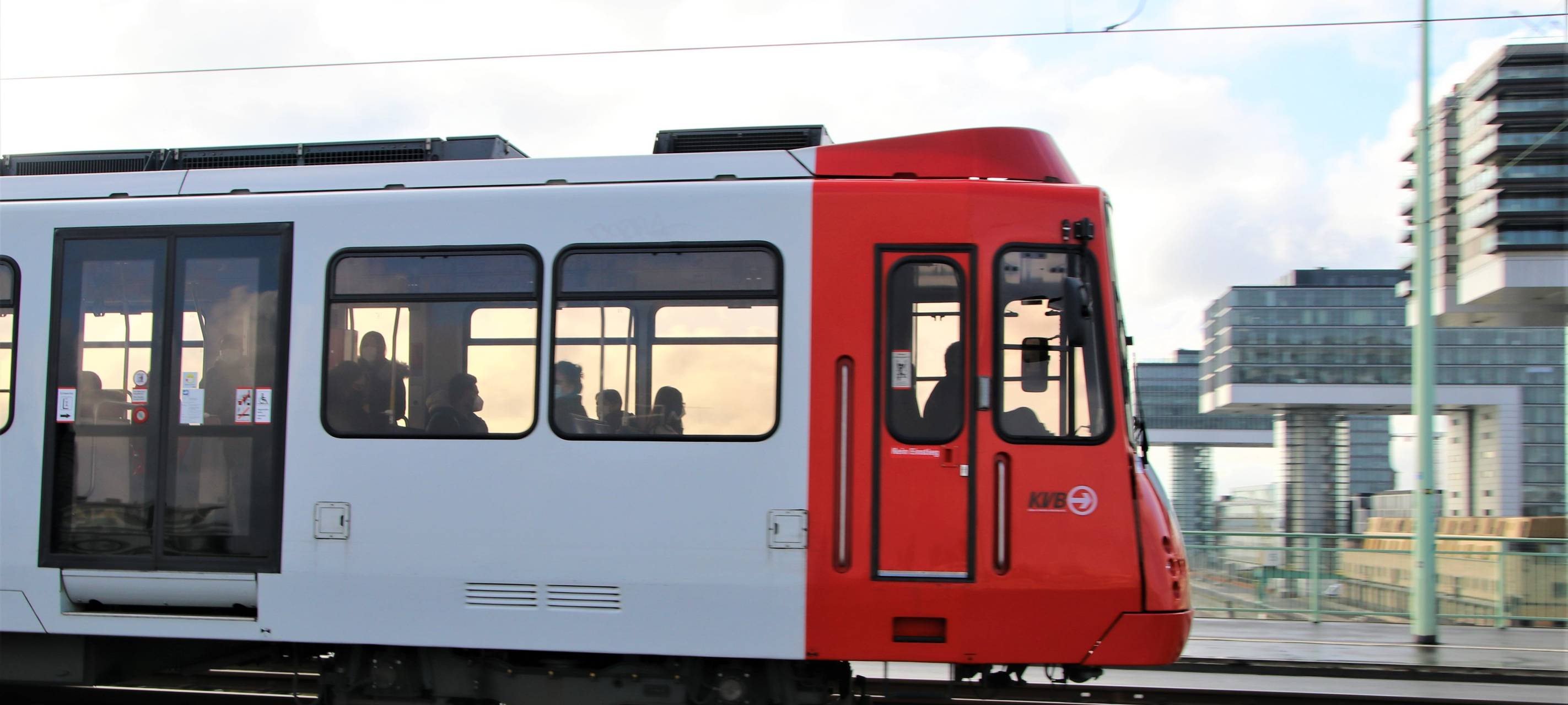 Köln: Linie 18 unterbrochen, Ersatzbusse und E-Linien fahren