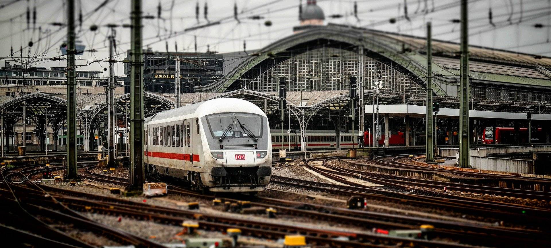 Bahnchaos rund um Köln wegen Sperrung