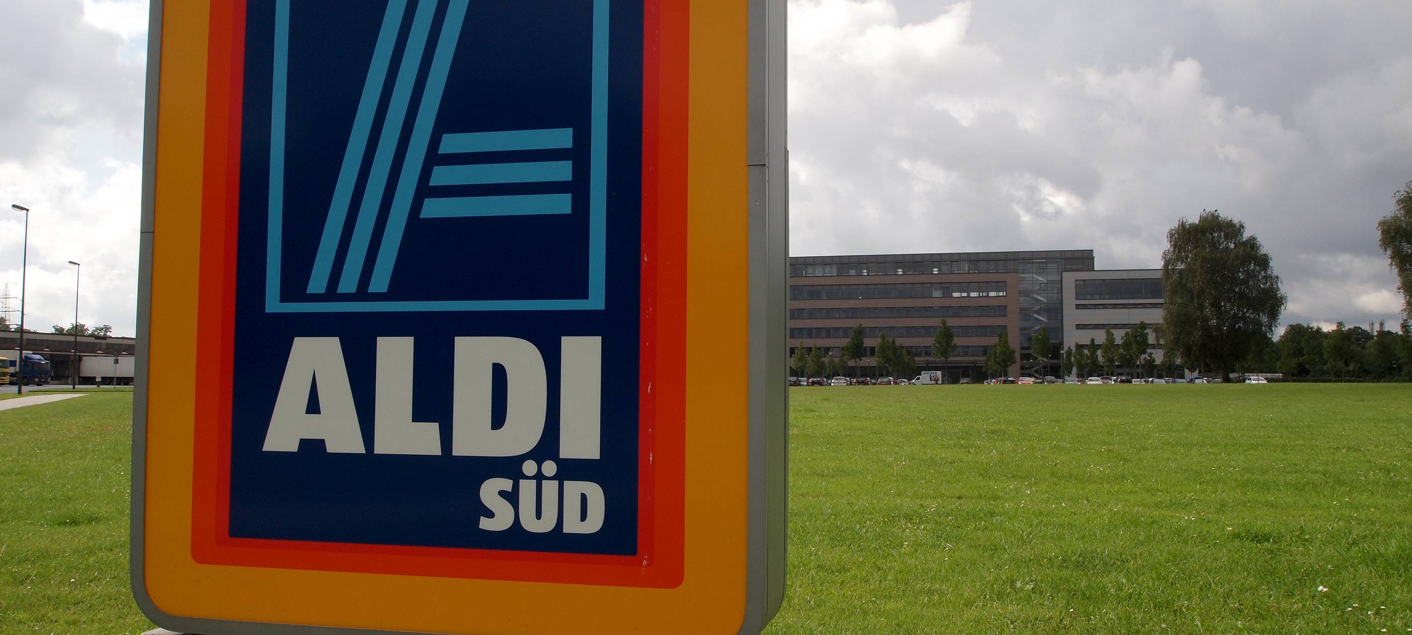 Kerpen: Bauern protestieren bei Aldi