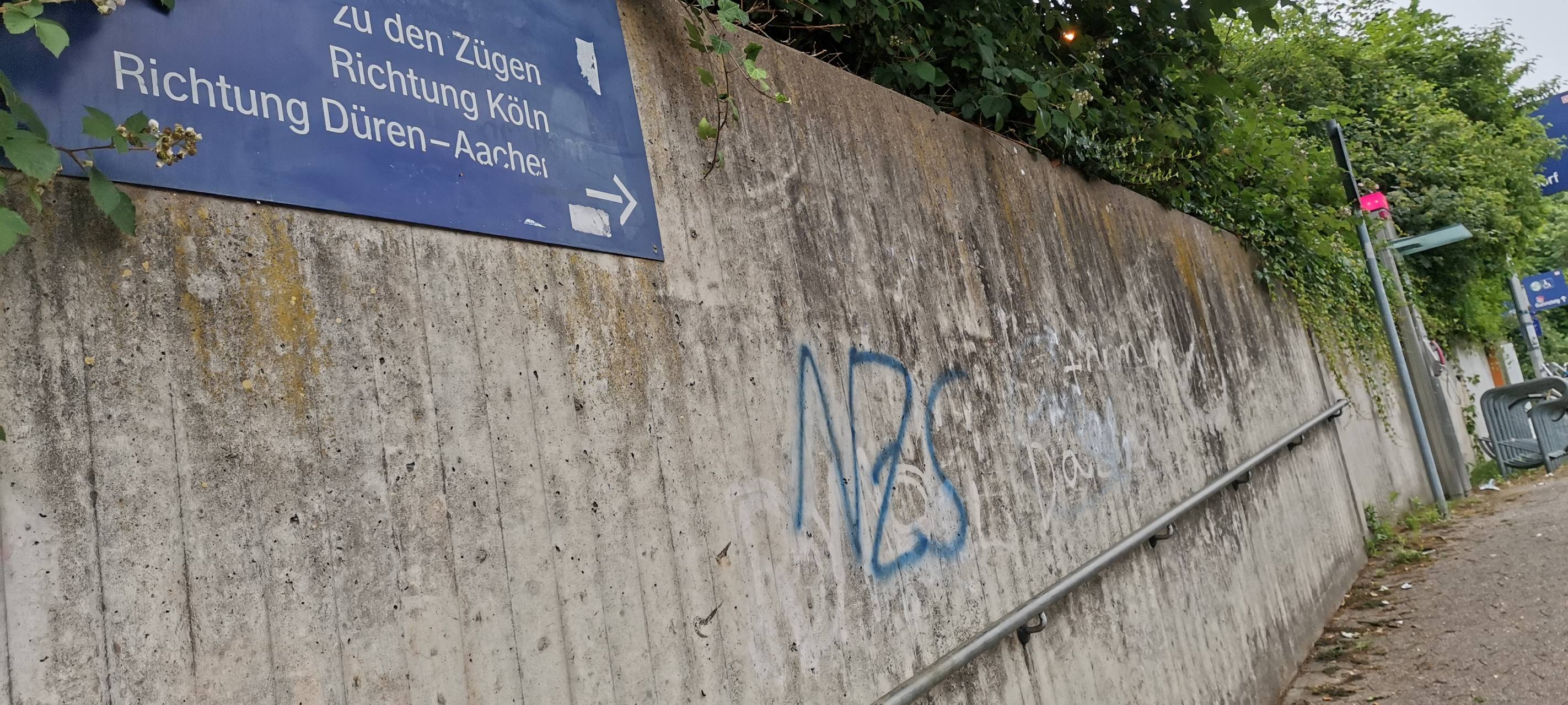 Rhein-Erft: Bahnhöfe kommen in neuem Bericht nicht gut weg