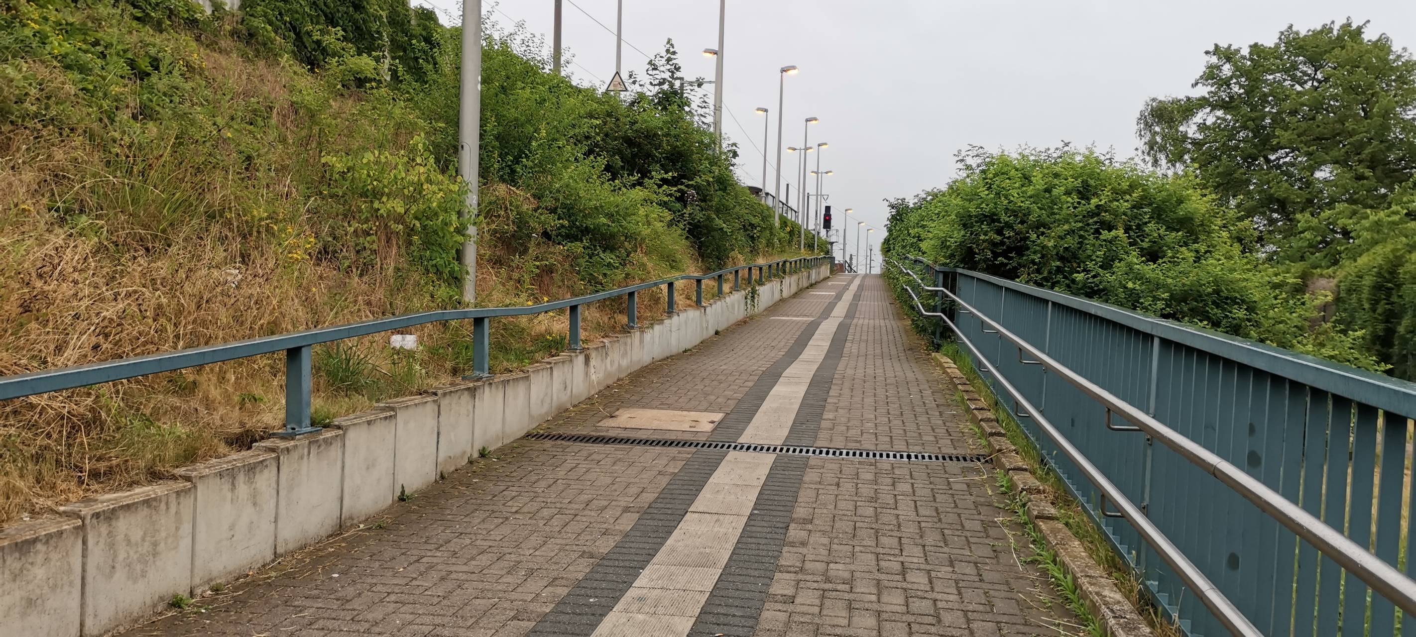 Rhein-Erft: Bahnhöfe kommen in neuem Bericht nicht gut weg