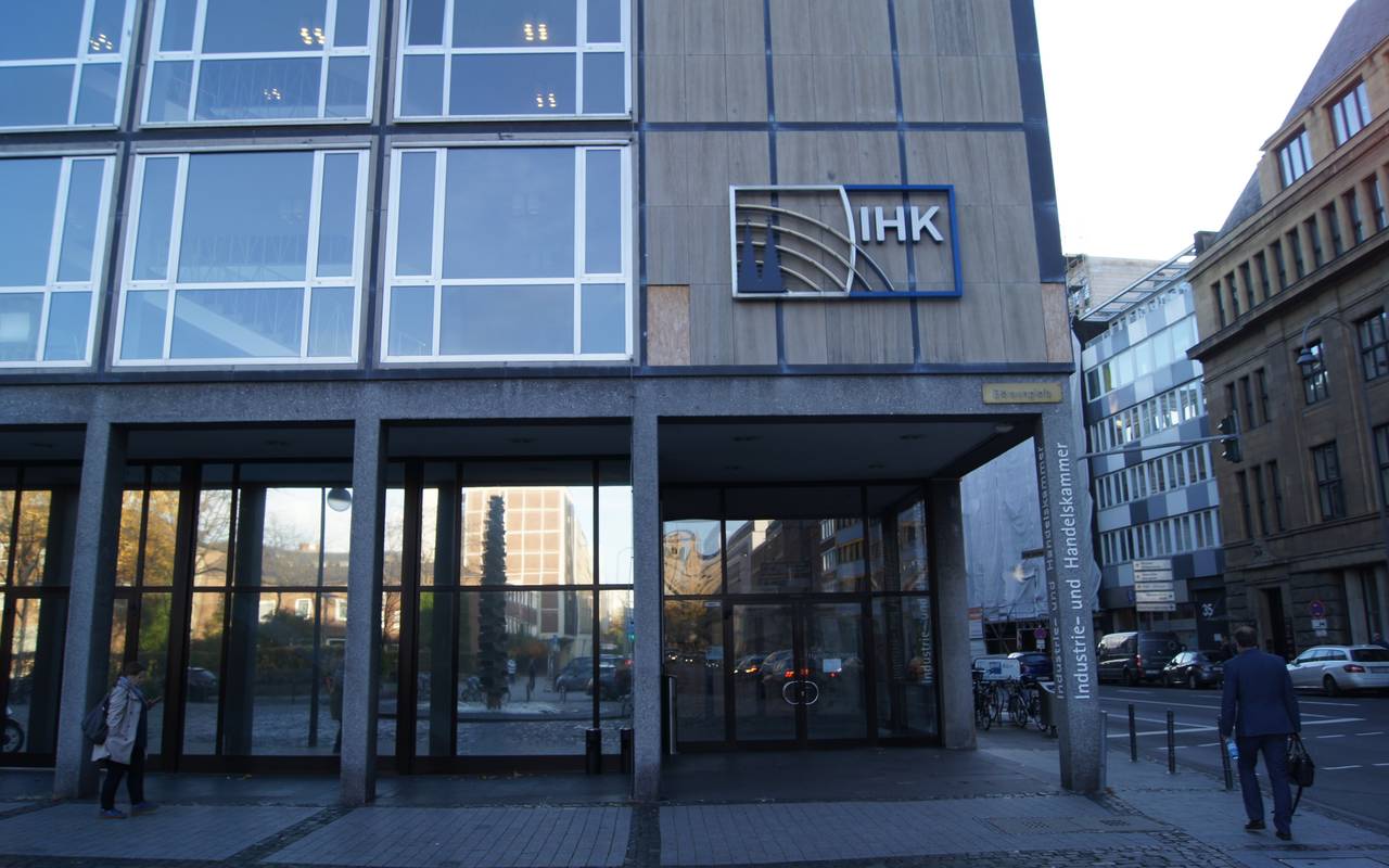 Köln: IHK gegen Ausgangssperre - Radio Erft