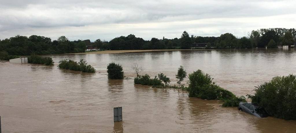 Rhein-Erft: Felder nach der Flut untersucht