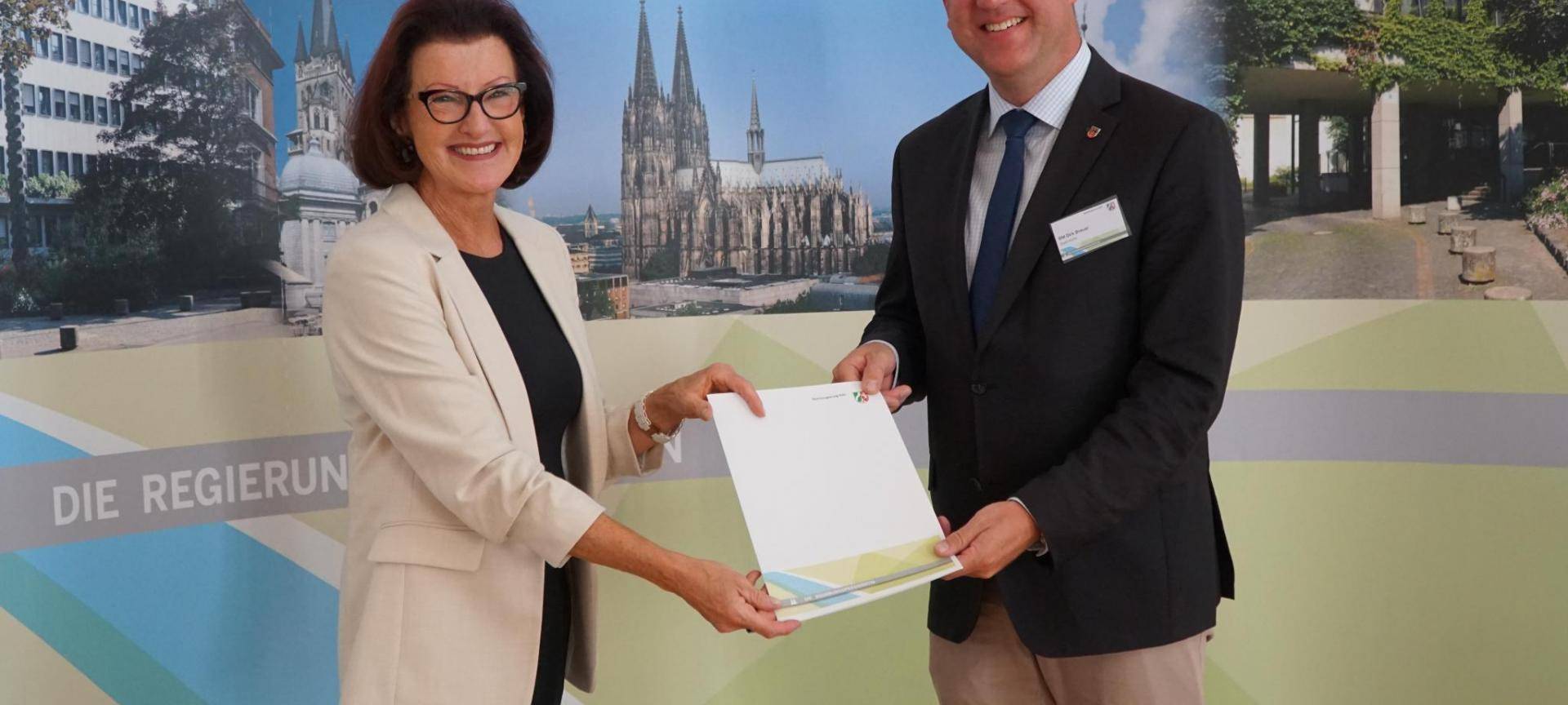 Hürth: Alte Radrennbahn wird Kletterpark