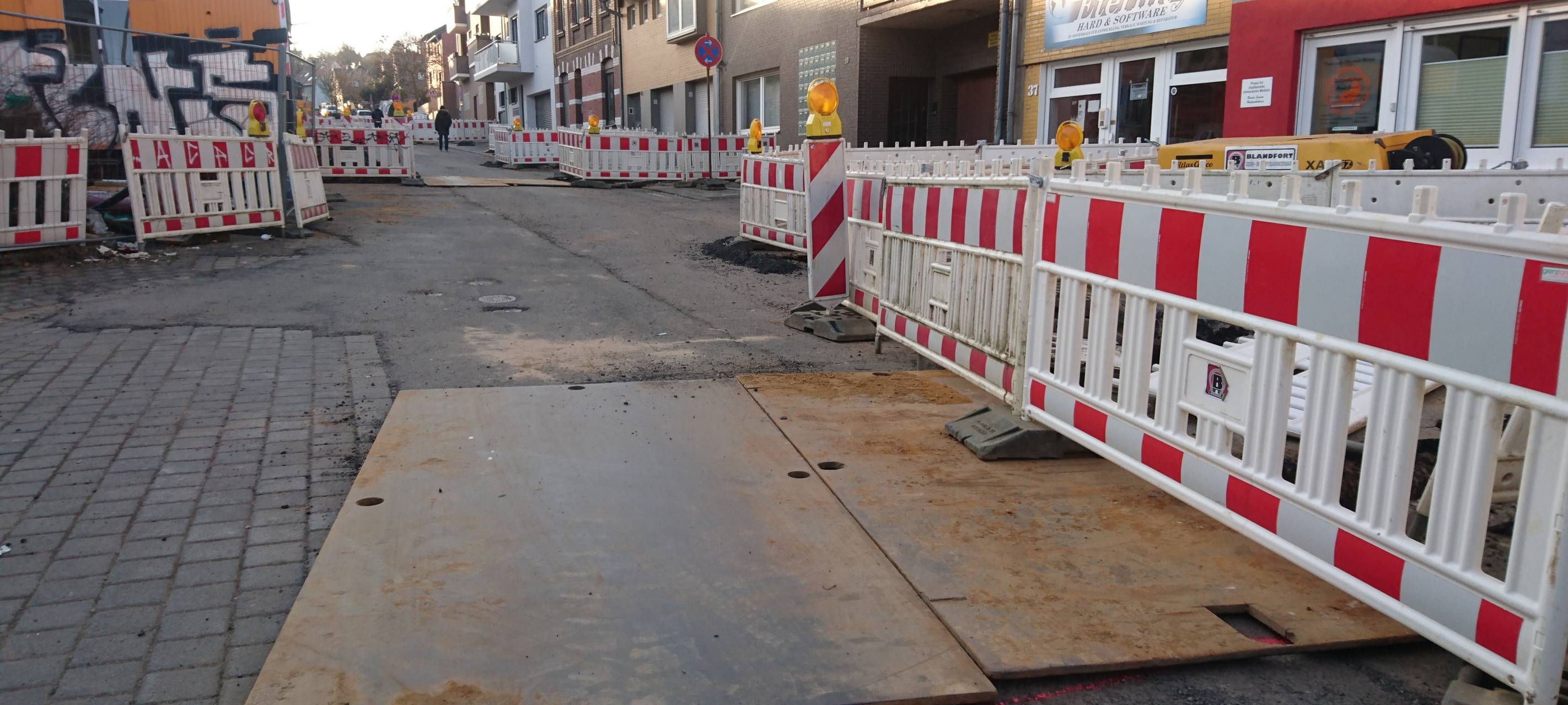 Frechen: Demo gegen Straßenbaubeiträge