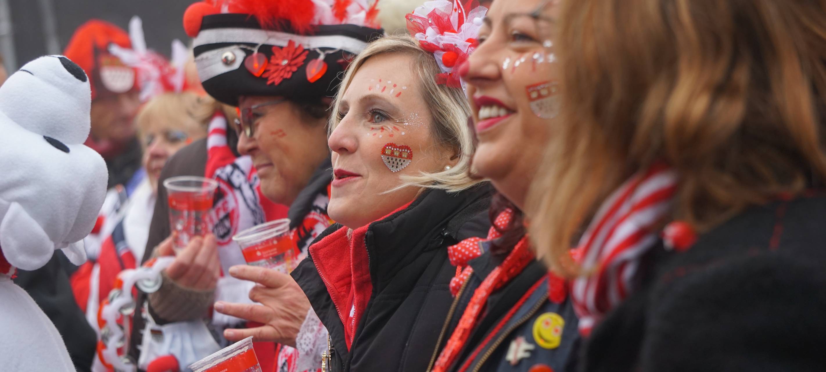 Köln: Keine Maskenpflicht im Karneval