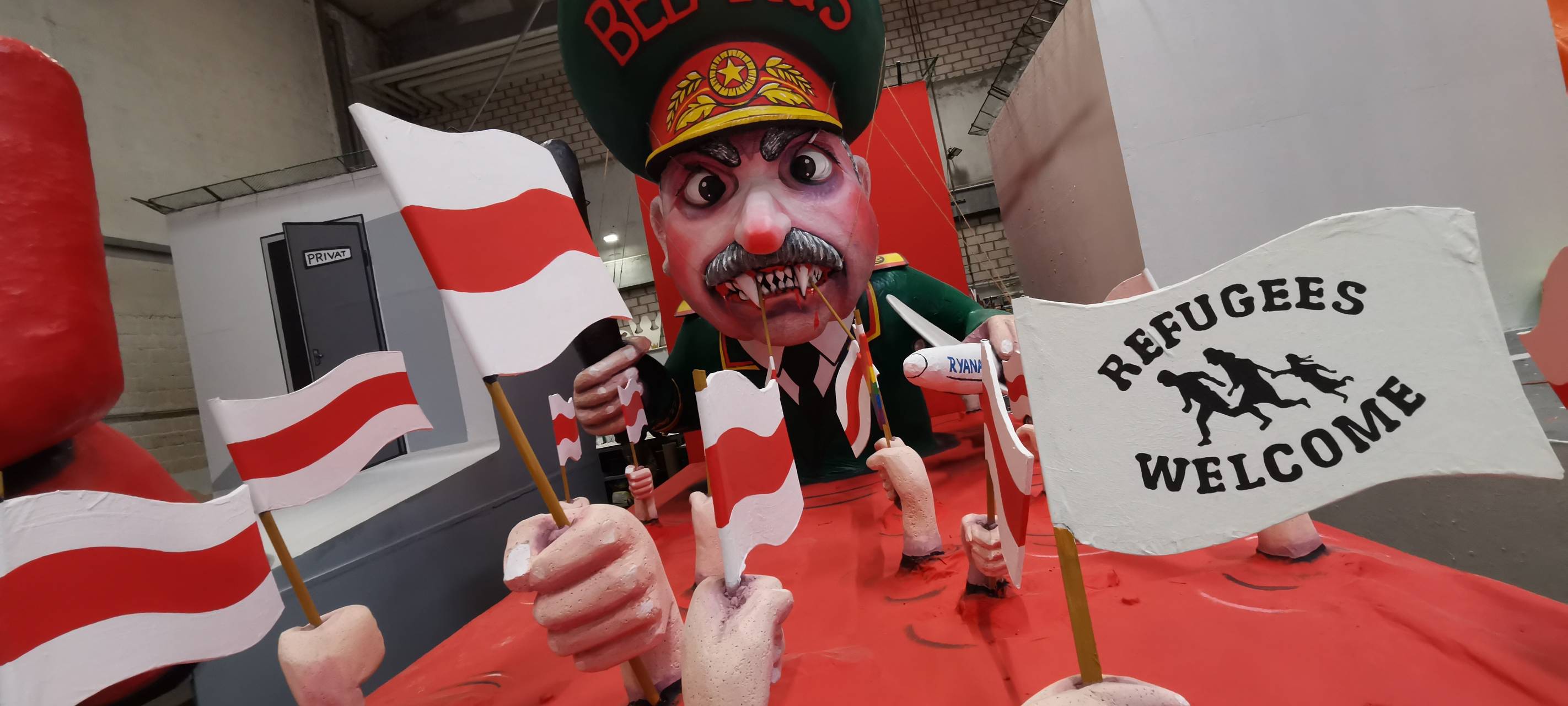Köln: Festkomitee stellt Rosenmontagswagen vor