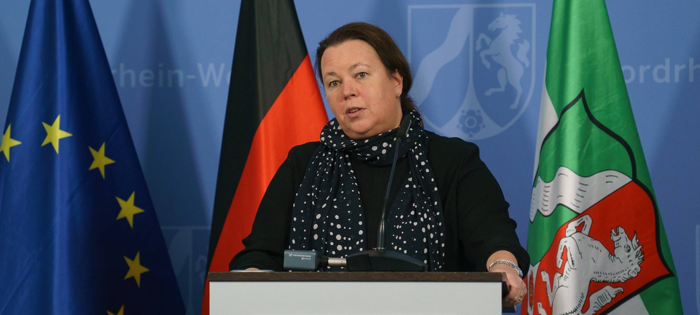 Umweltministerin Heinen-Esser will zurücktreten