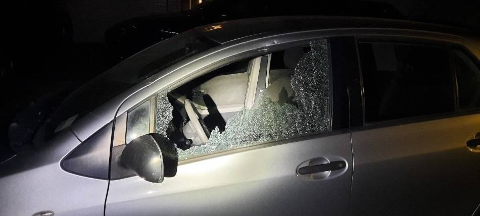 Kerpen: Fahndung nach Auto-Sachbeschädigung