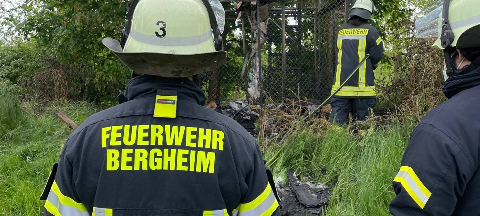 Bergheim: Hochsitze brennen - Brandstiftung?