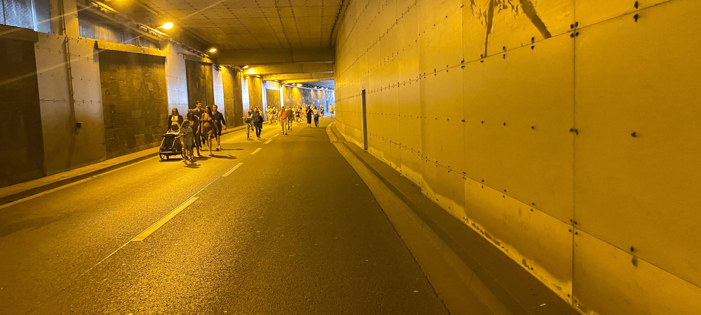 Köln: Nord-Süd-Fahrt für Fest gesperrt