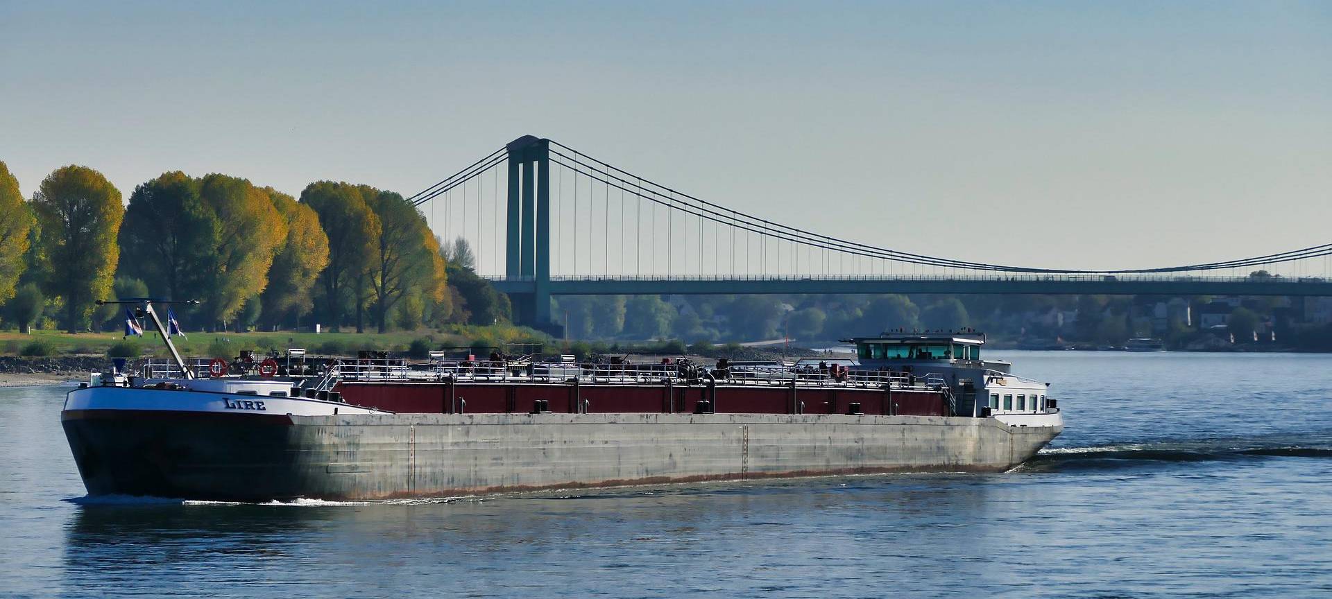 Rhein-Pegel bei Köln sinkt immer mehr