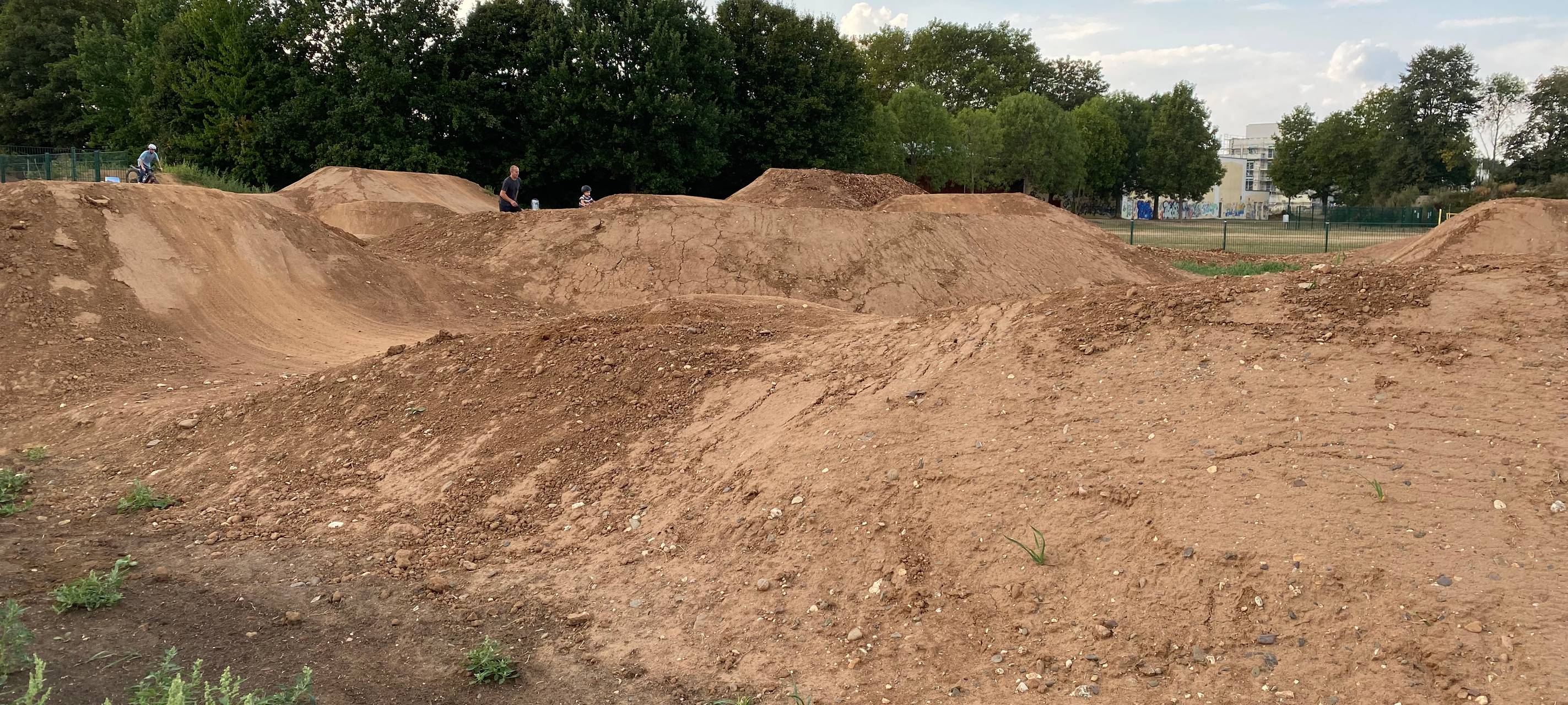 Brühl: Neue Dirtbike-Anlage wird eröffnet