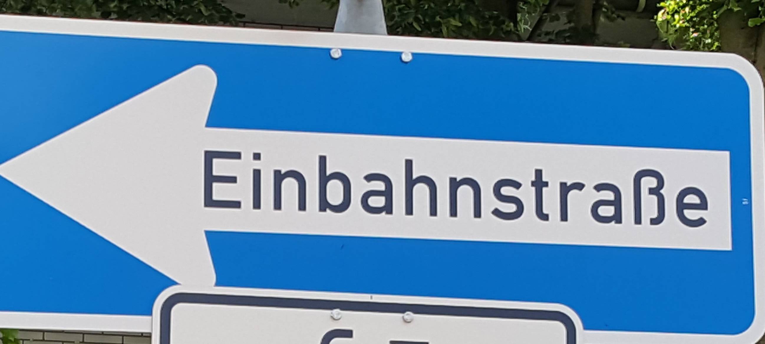 Erftstadt: Test-Einbahnstraße vor Kita