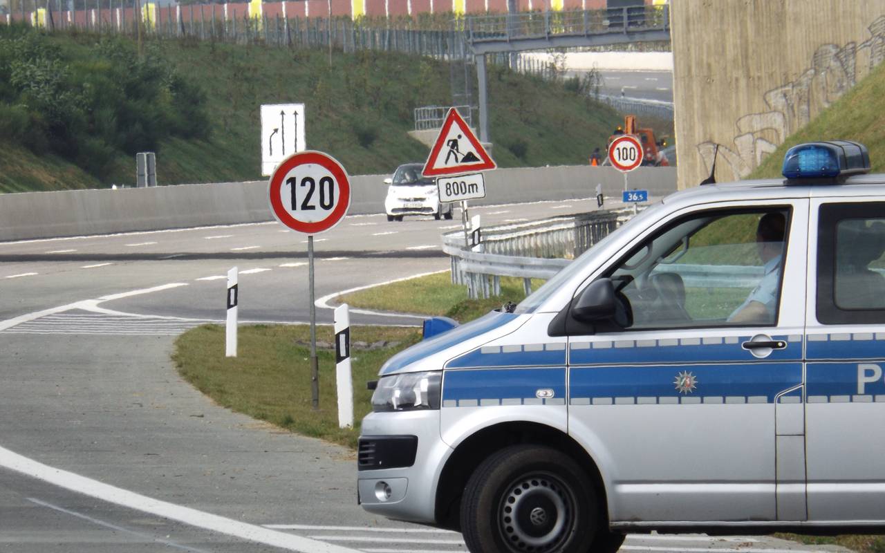 Falsche Polizisten Auf Autobahnen Radio Erft
