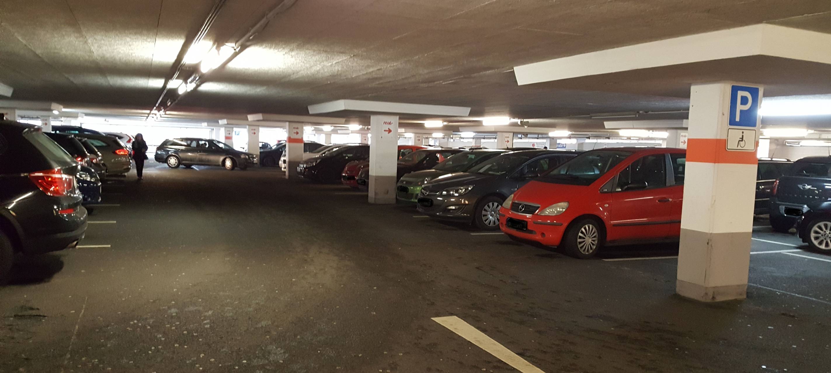 Brühl: Neues Parkhaus an Schwadorfer Haltestelle geplant