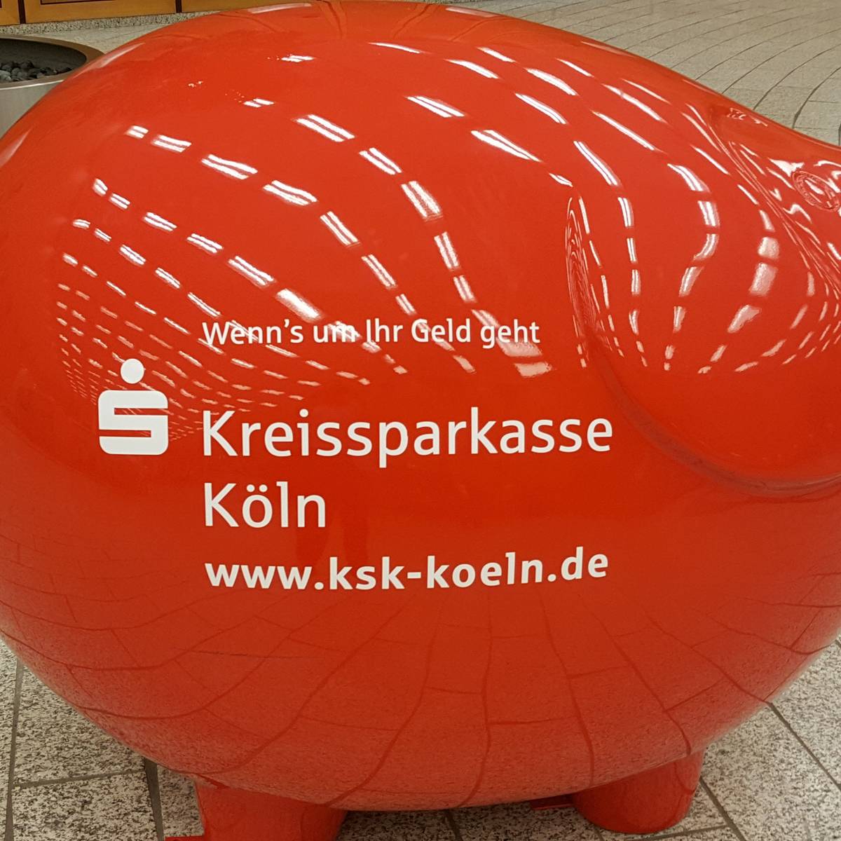 Gutes Geschaftsjahr Fur Die Kreissparkasse Koln Radio Erft