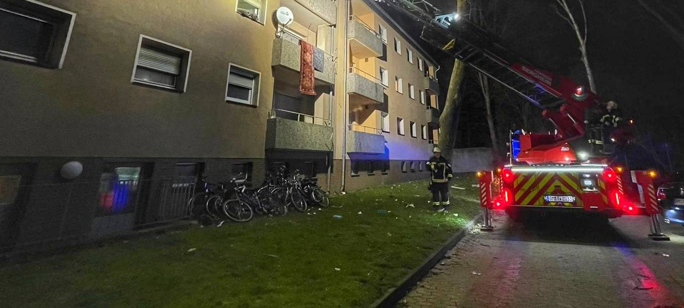 Bergheim: Familie von Balkon gerettet