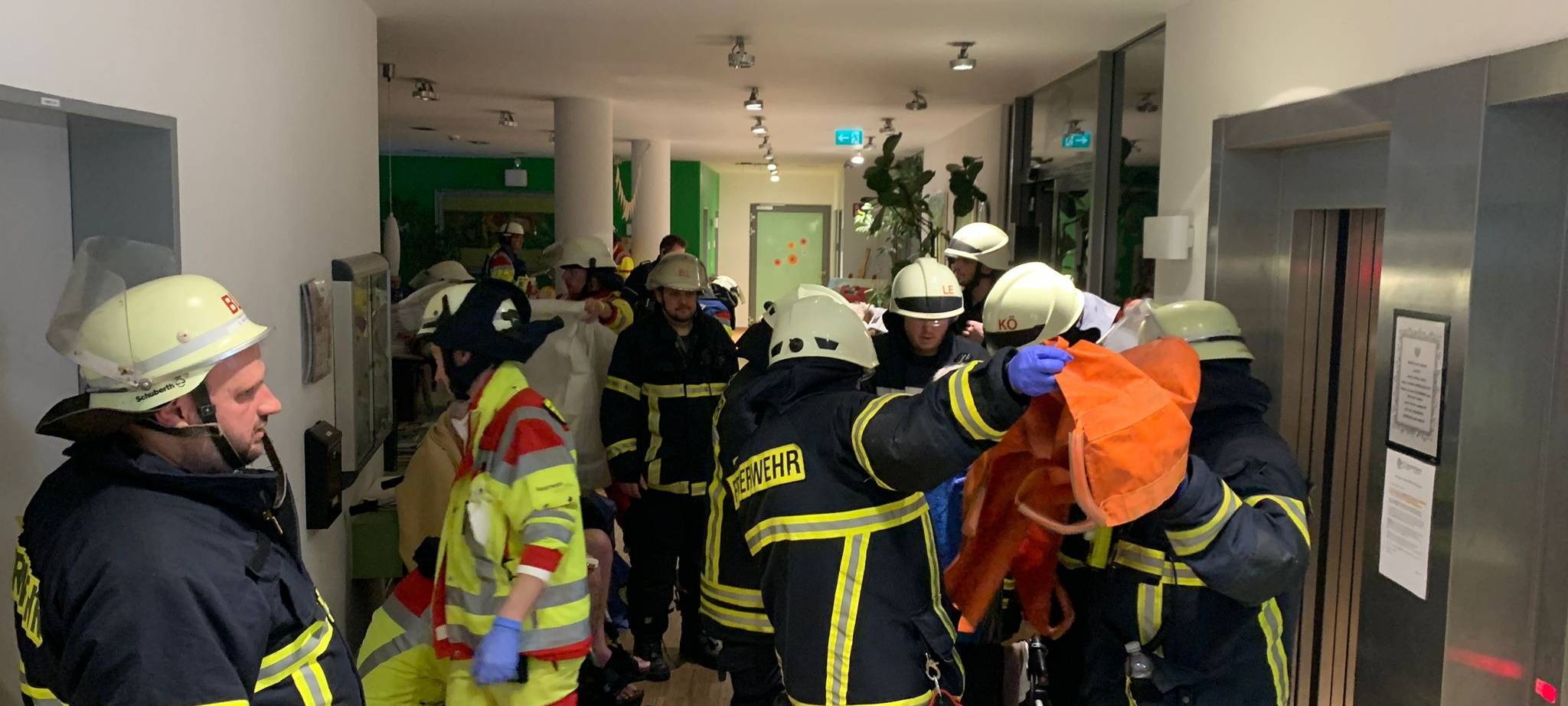 Erftstadt: Aufwändiger Einsatz bei Brand in Seniorenzentrum