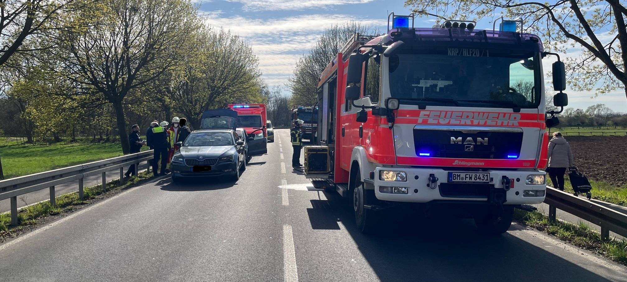 Kerpen: Autos stoßen auf L277 zusammen - Zwei Verletzte