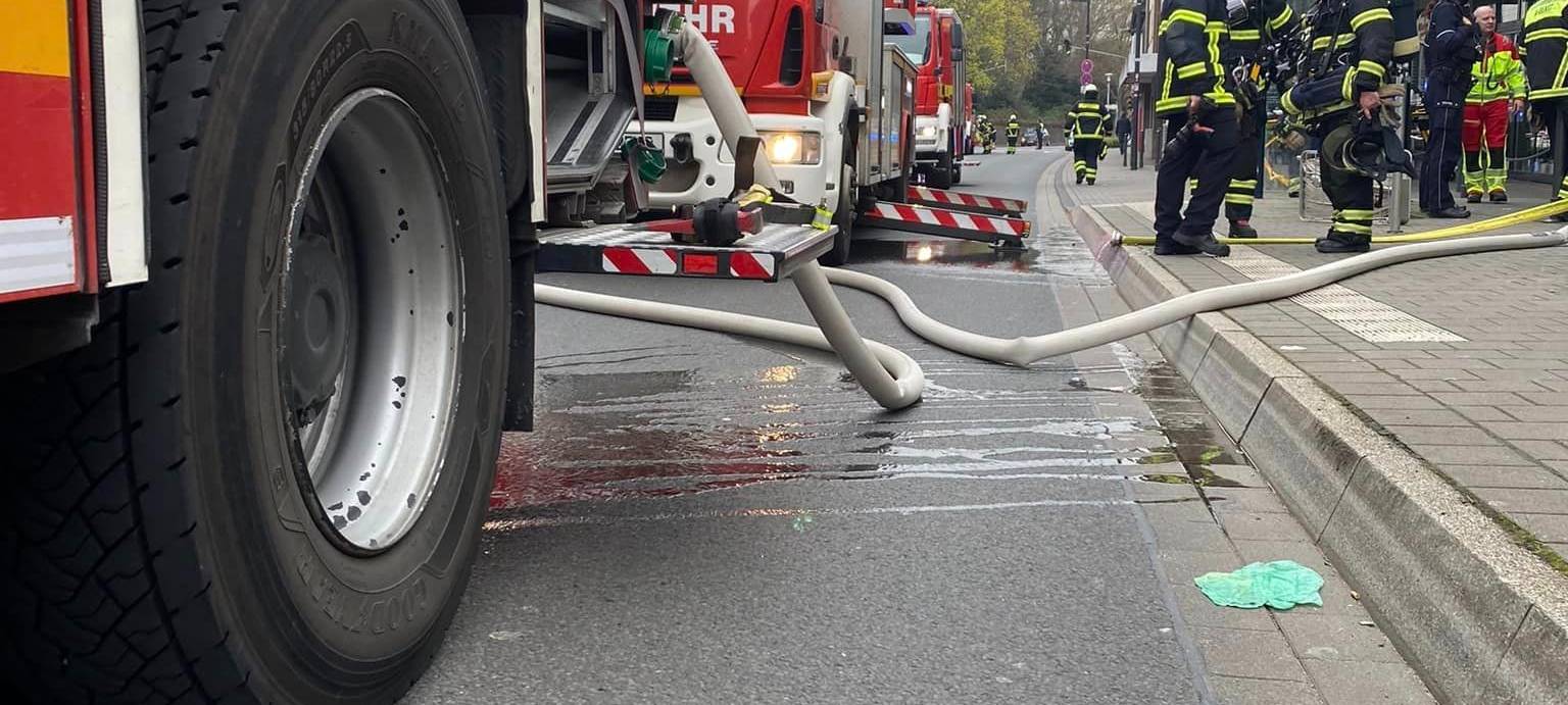Hürth/Kerpen: Feuerwehren rückten zu mehreren Bränden aus