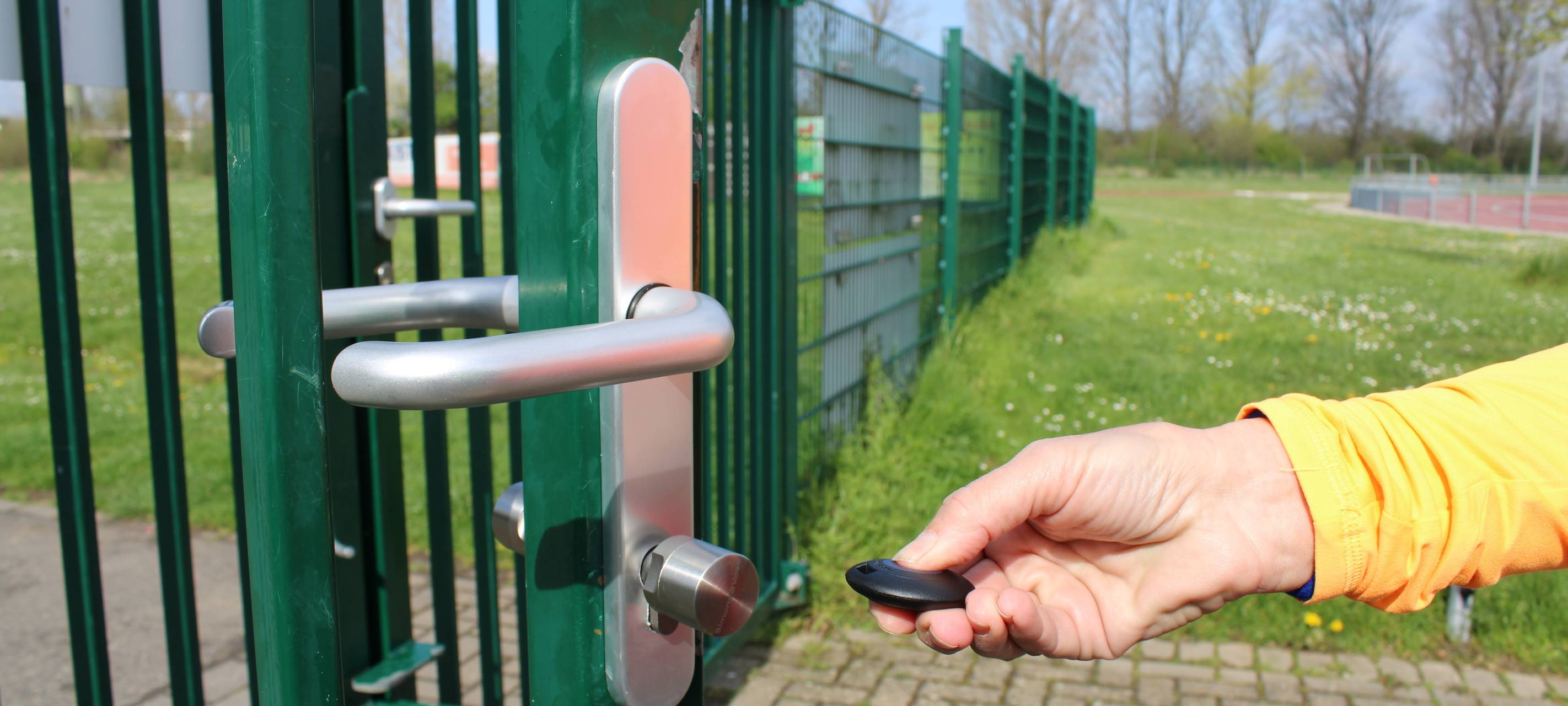 Erftstadt: Neue Schließanlage