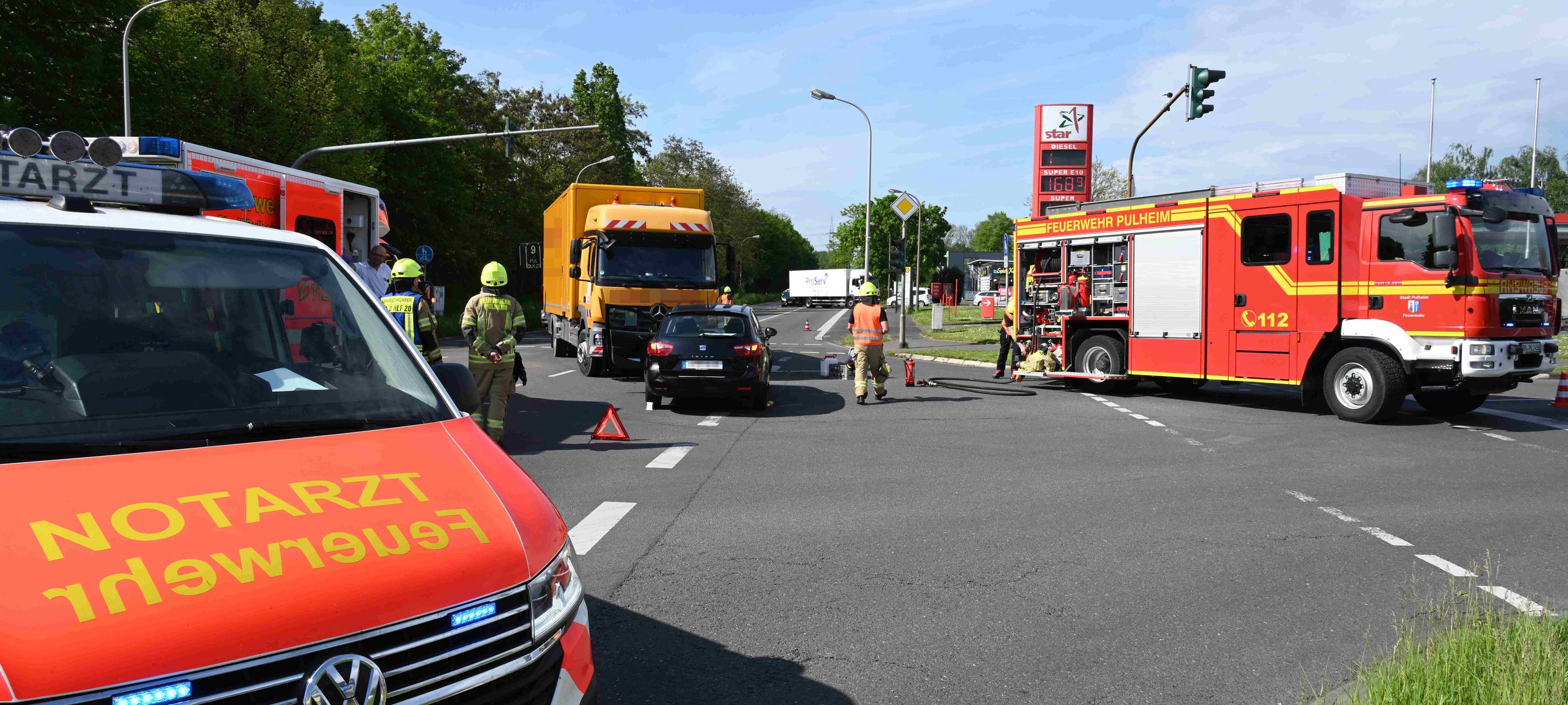 Pulheim: Unfall mit LKW