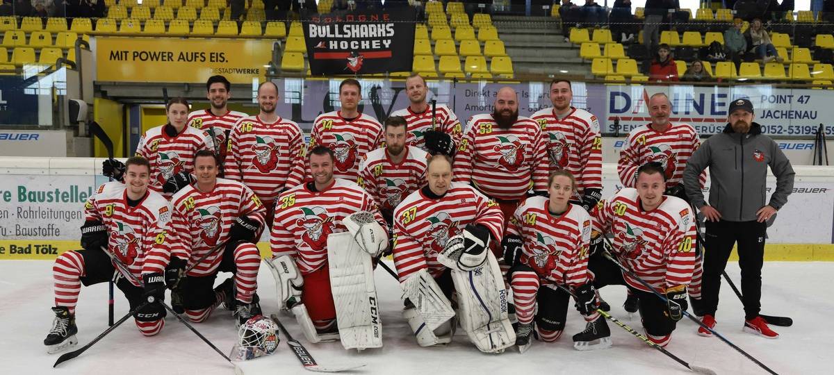 Köln: Eishockey-Benefizspiel zwischen Polizei und Feuerwehr