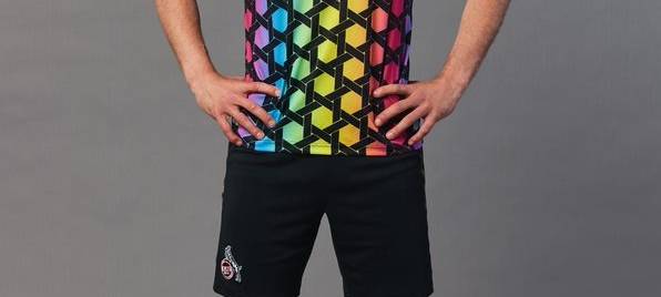 Köln: FC hält Trikot für Verkaufsschlager, Fans gespalten