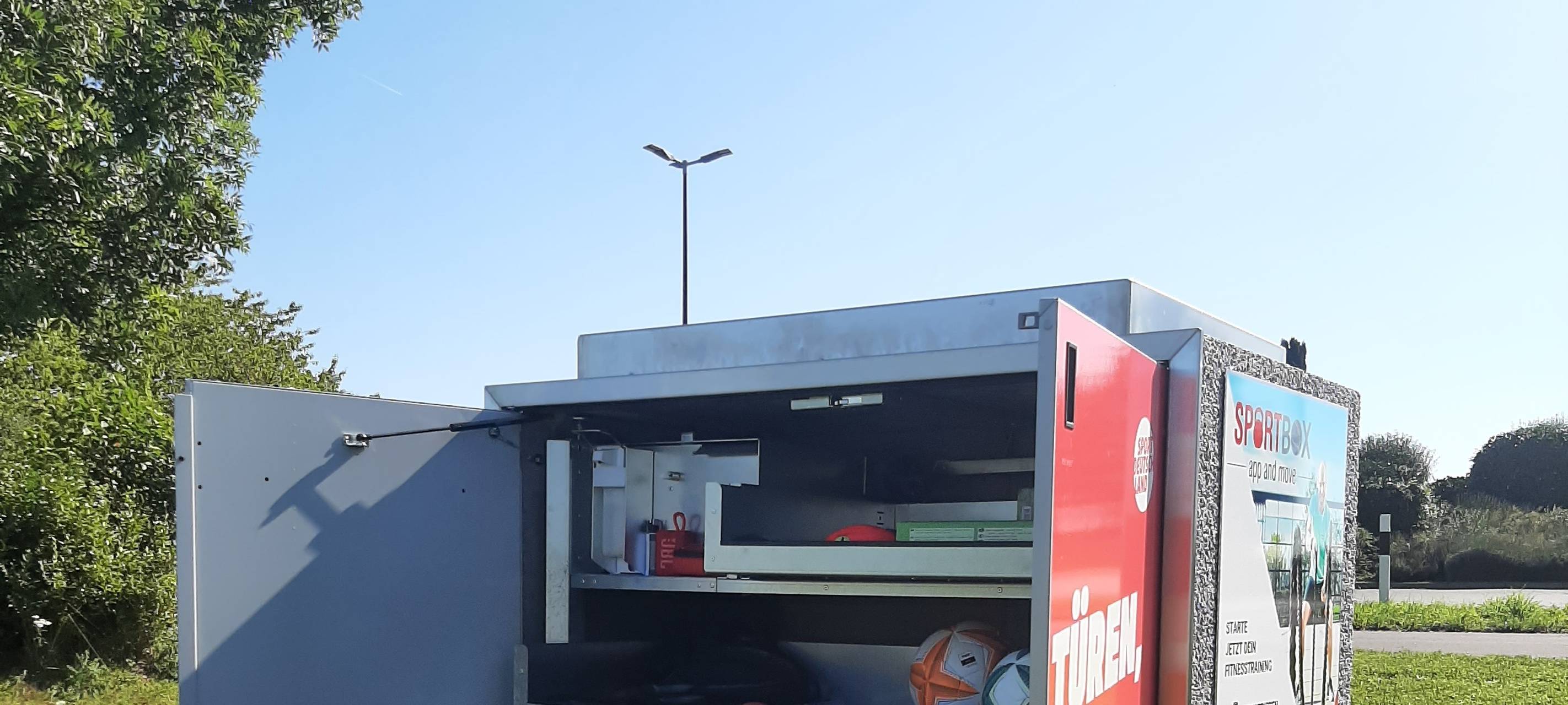 Brühl: Neue Sportbox auf der Südwiese