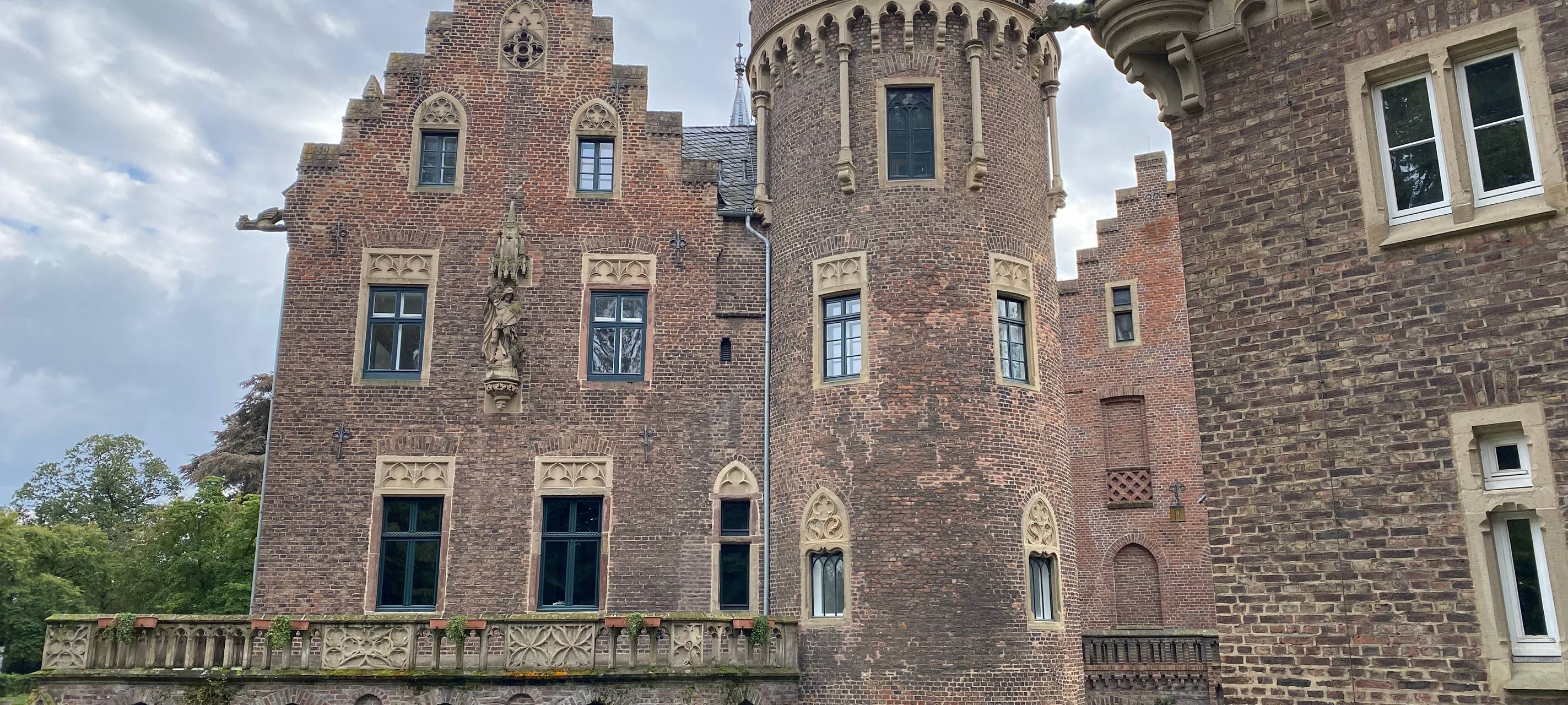 Rhein-Erft: Barbara-Empfang von RWE auf Schloss Paffendorf