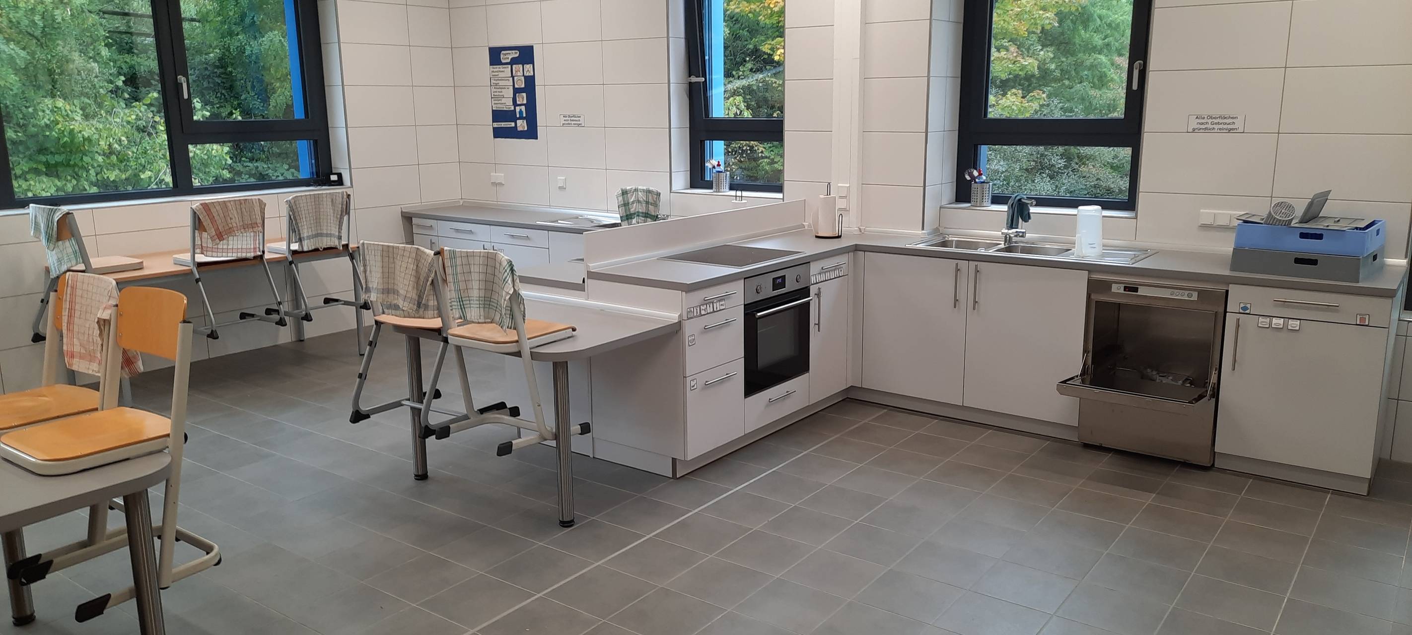 Brühl: Schüler ziehen in Neubau der Maria-Montessori-Schule