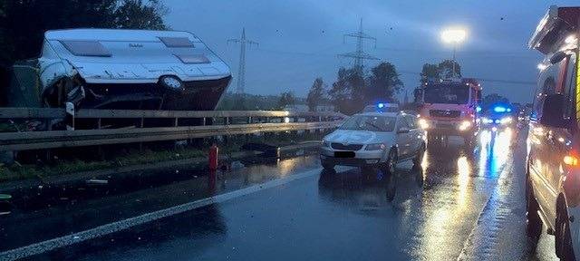 A61: Zwei Verletzte nach Unfall Höhe Türnich