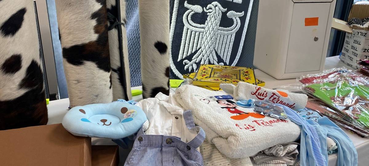 Region: Zoll zeigt Drogenverstecke
