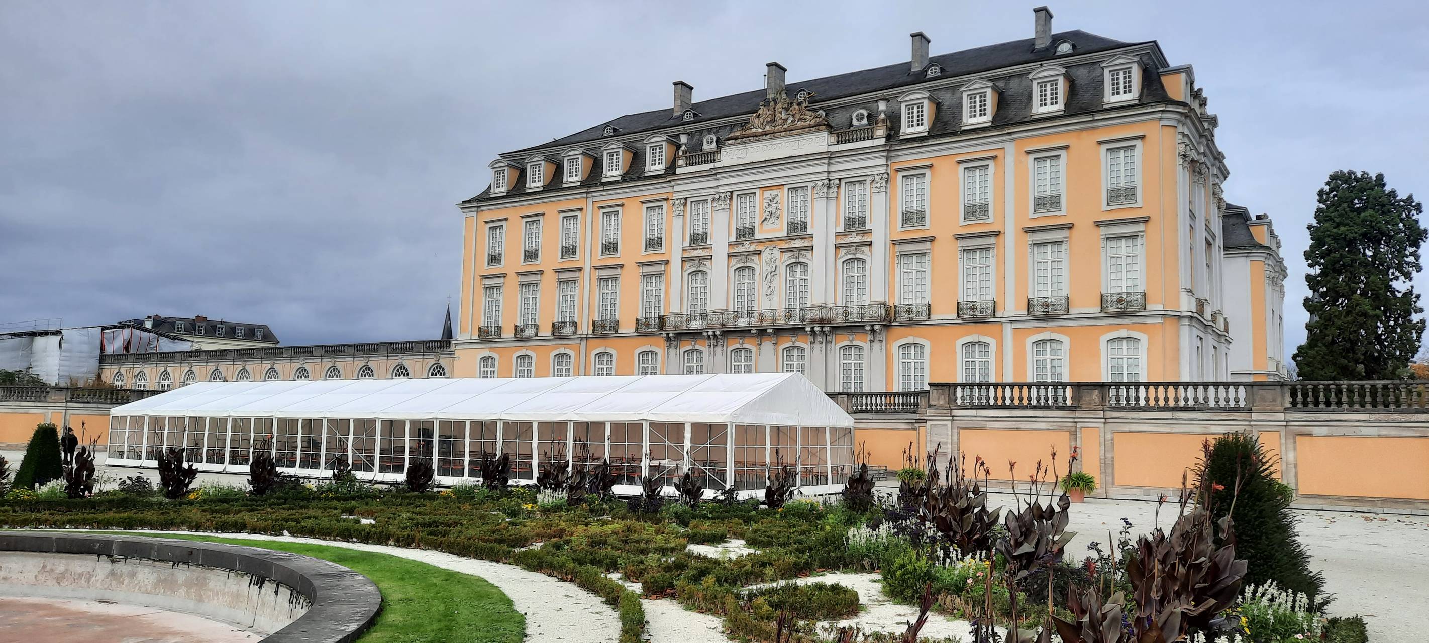 Bundeswehr-Gelöbnis am Schloss Augustusburg in Brühl