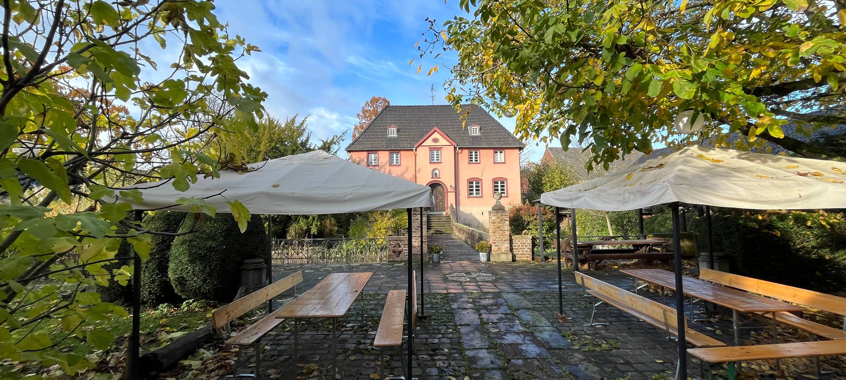 Brühl: Neuer historischer Weihnachtsmarkt